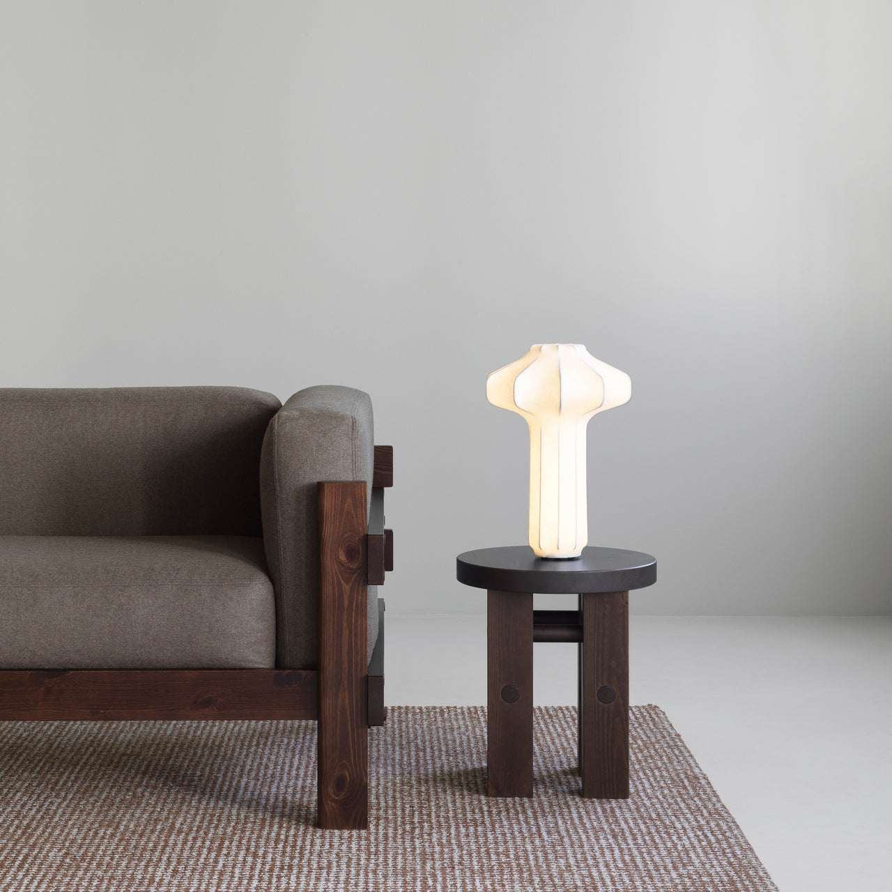 Phantom Table Lamp