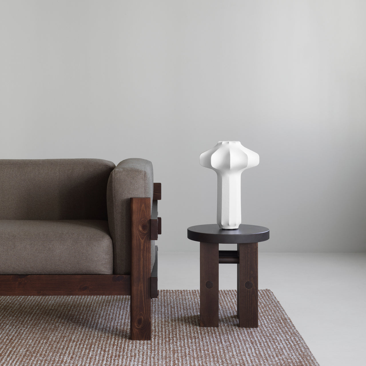 Phantom Table Lamp