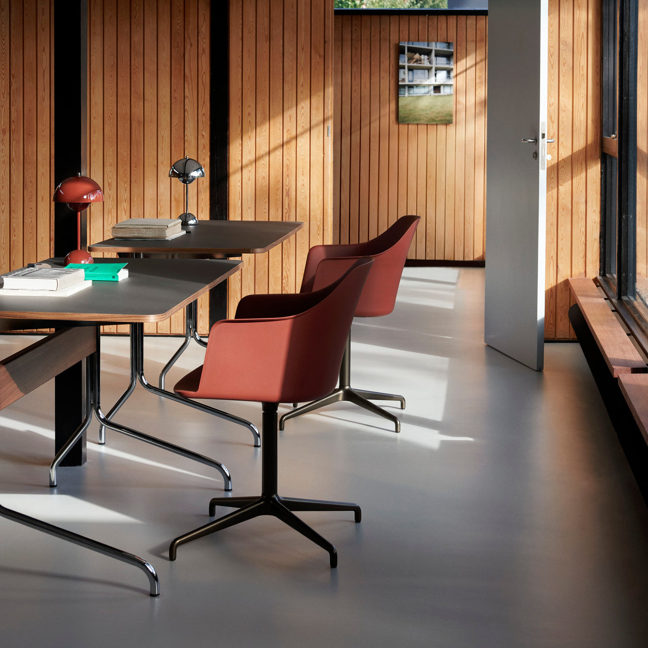 Rely Armchair HW43