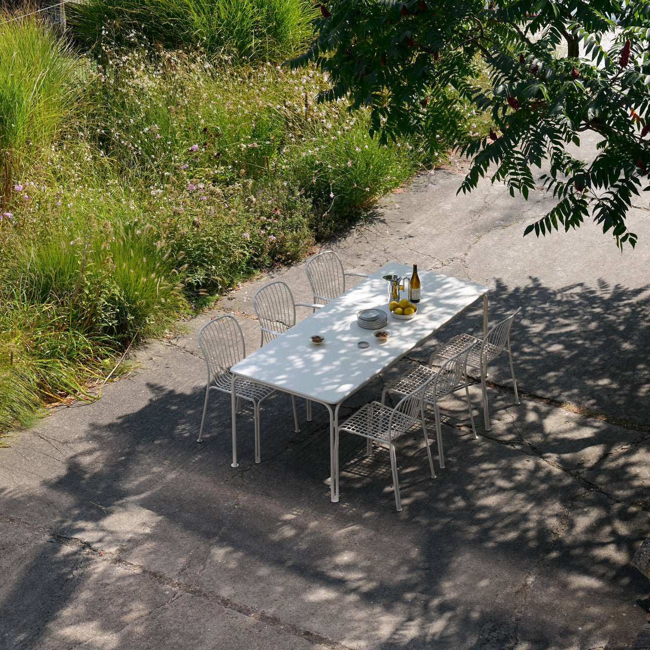 Thorvald SC99 Outdoor Dining Table: Rectangle