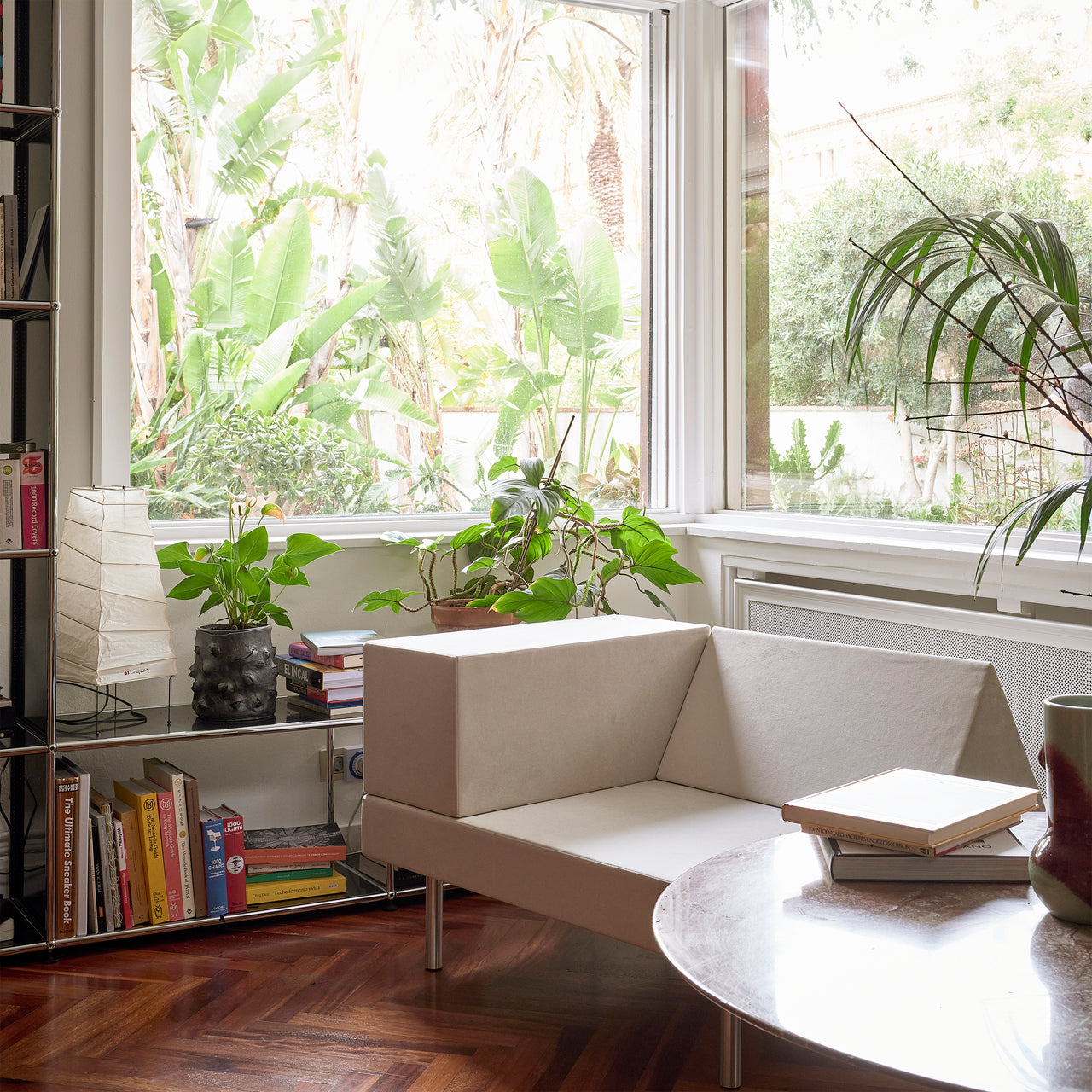 Masheb Sofa: Square