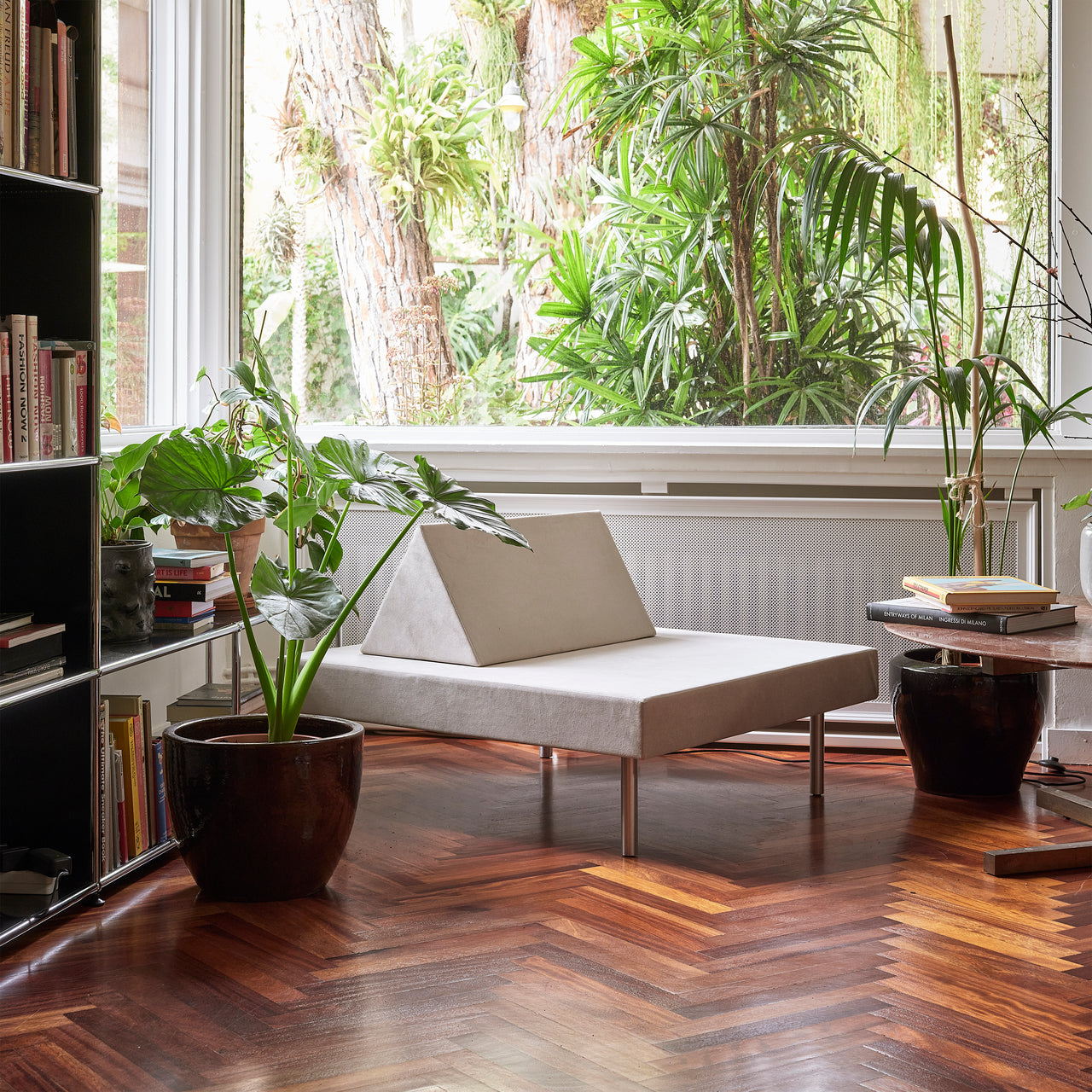 Masheb Sofa: Square