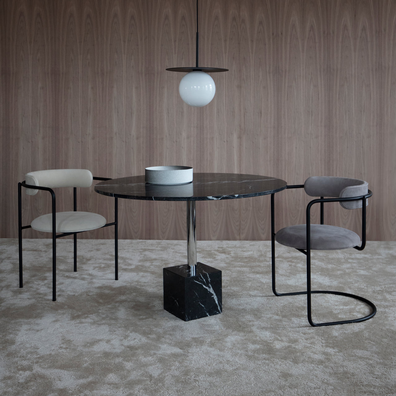 FF Chair: Cantilever