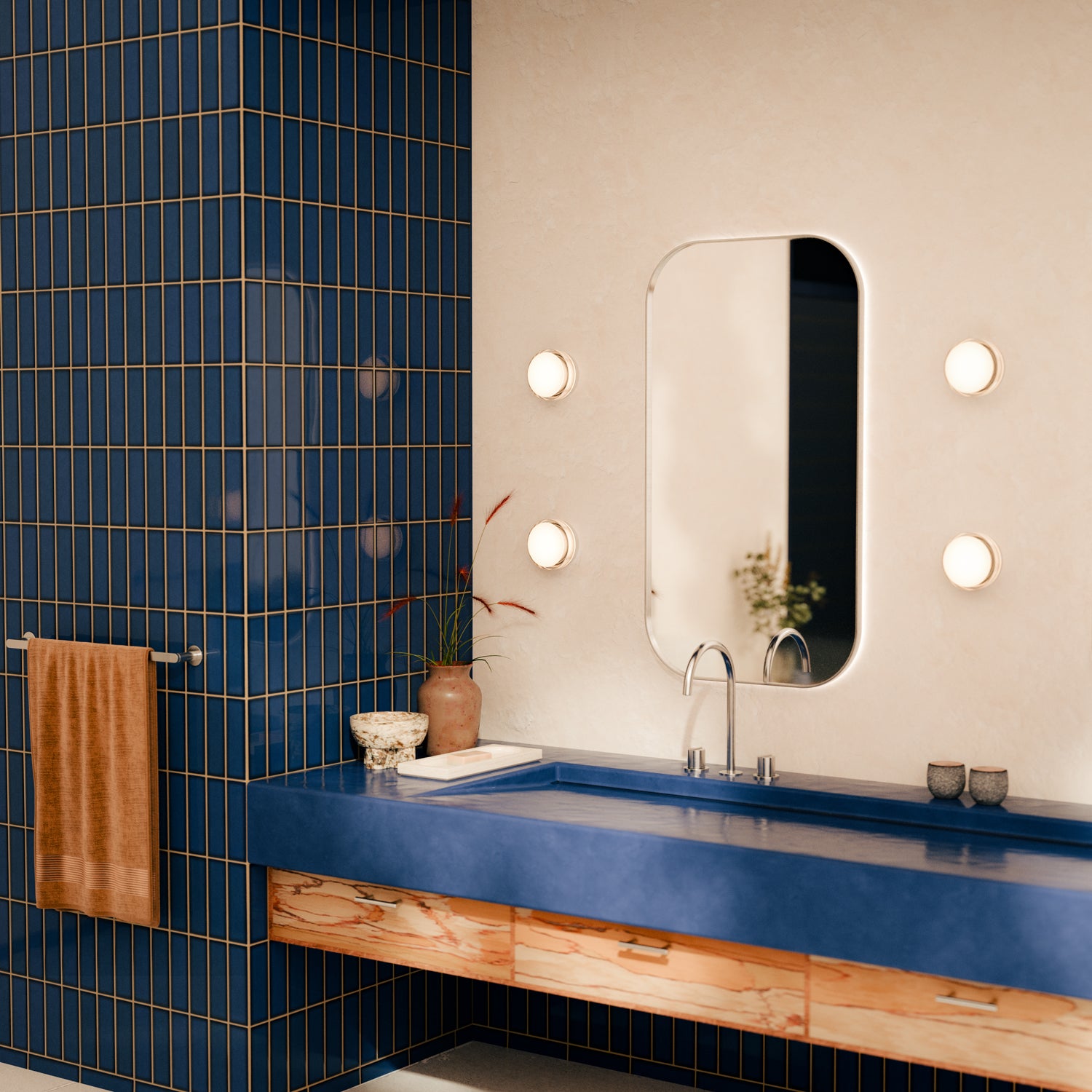 Copia Sconce
