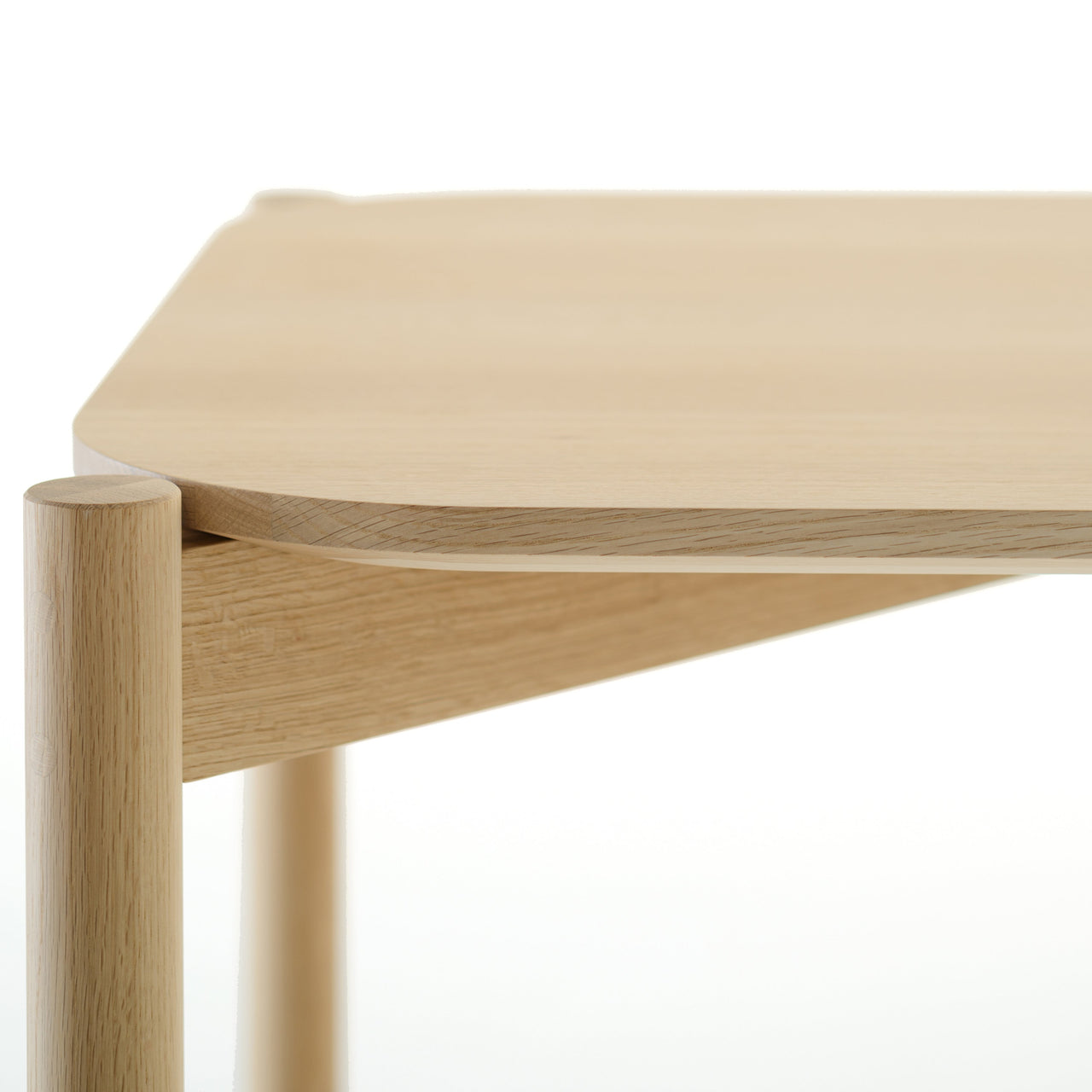 Castor Dining Table