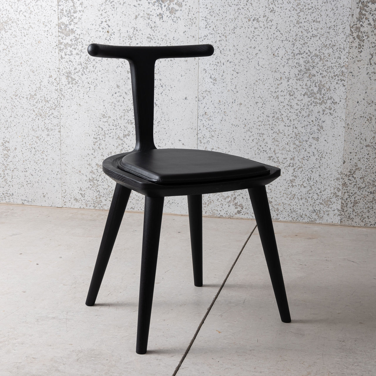 Oxbend Chair with Seatpad