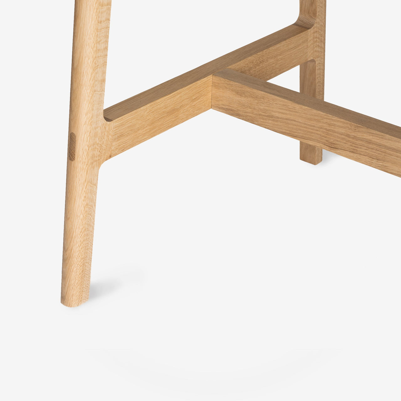 Dulwich Bar Table: Polaris Top