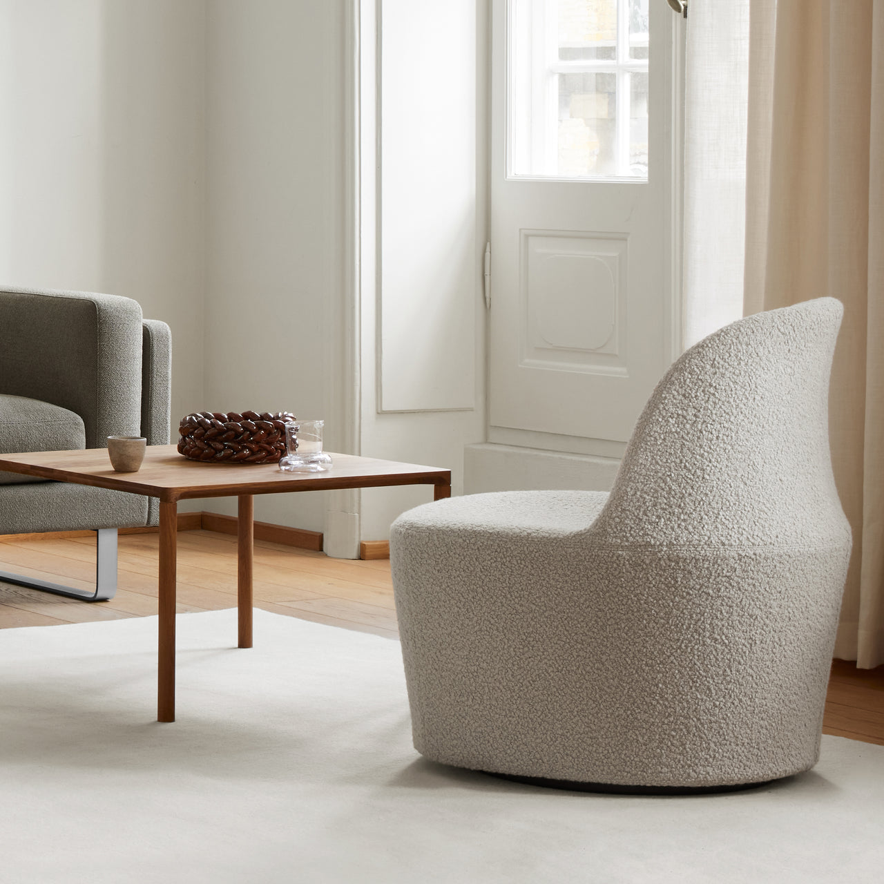 Gomo Lounge Chair