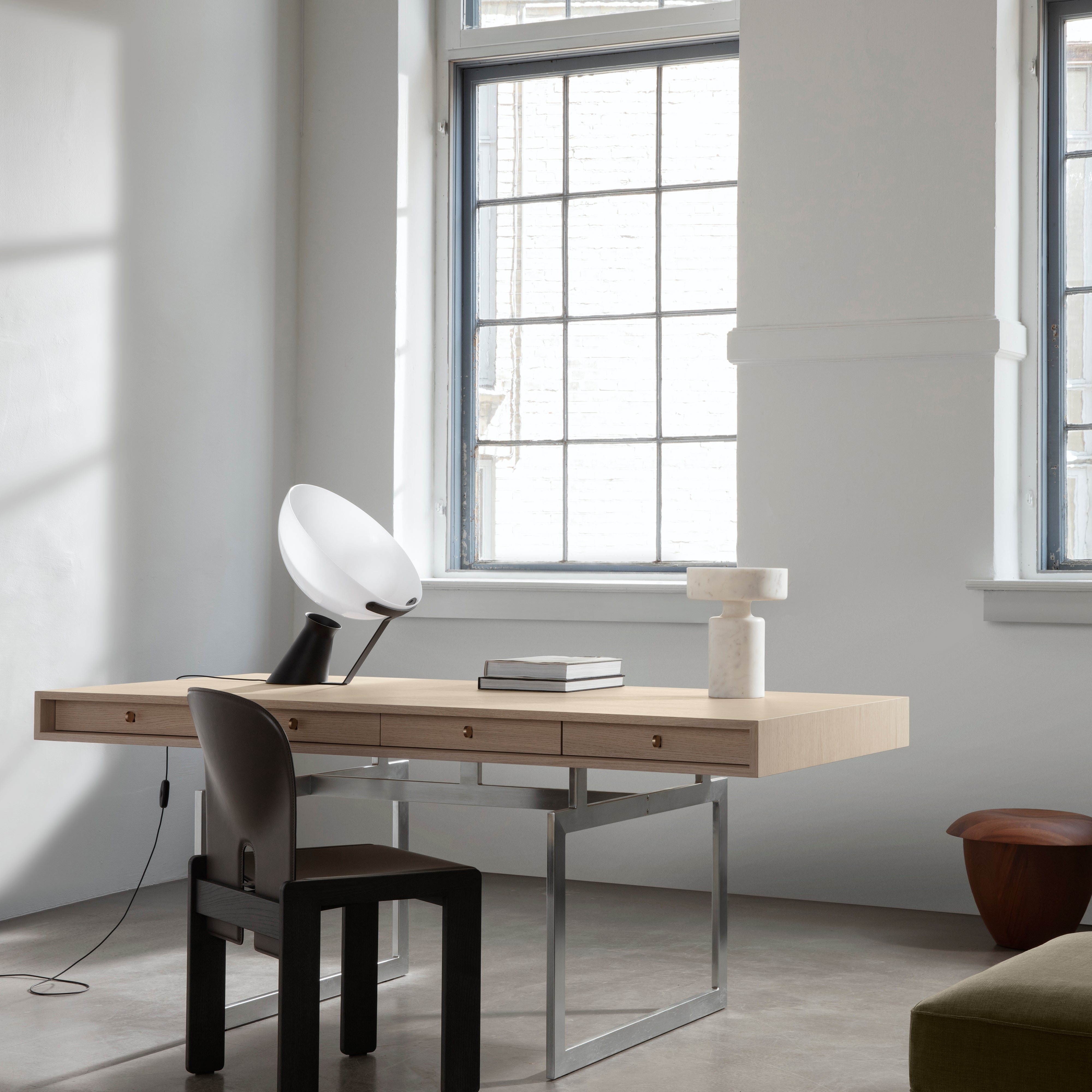 Aida Lamp