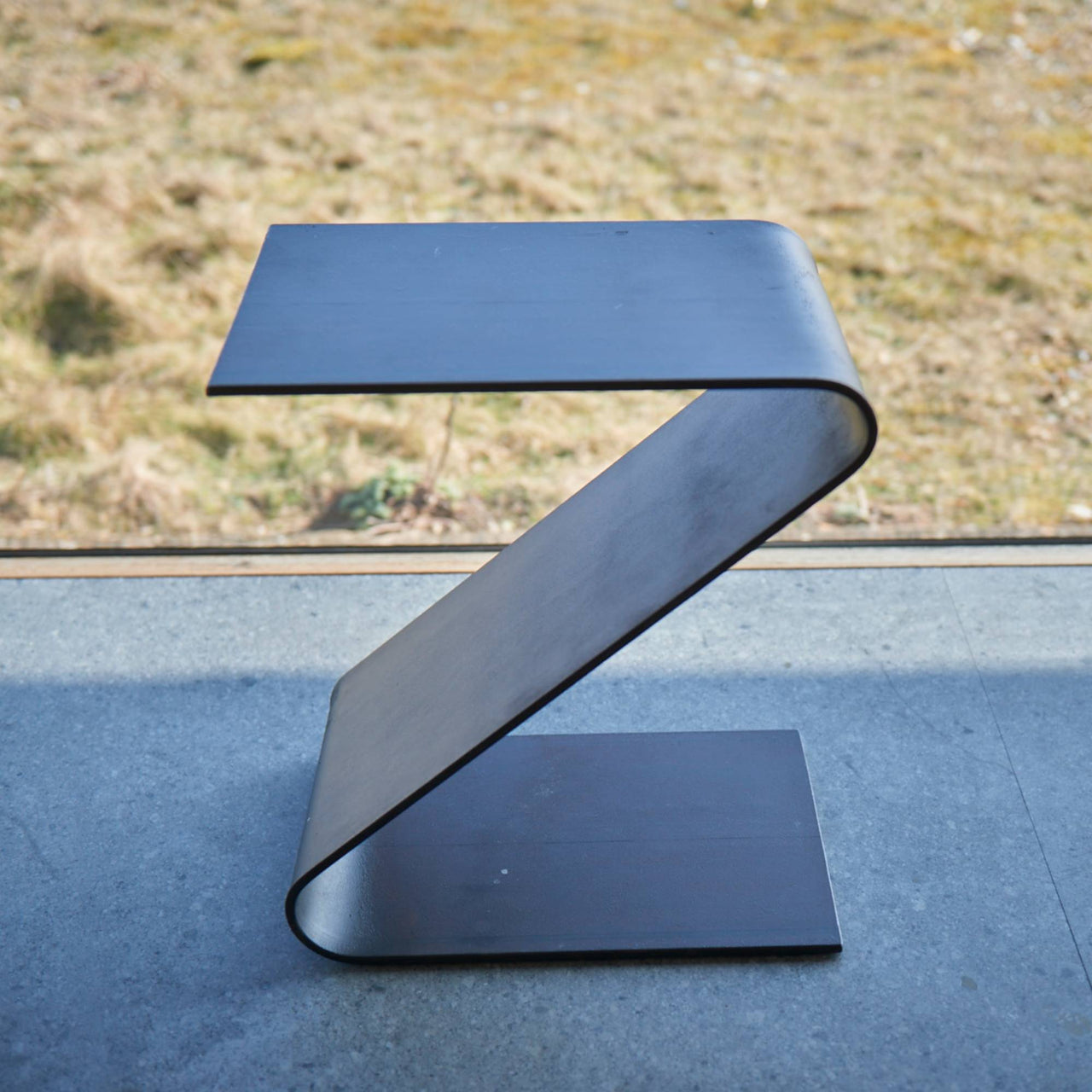 Kvara Side Table