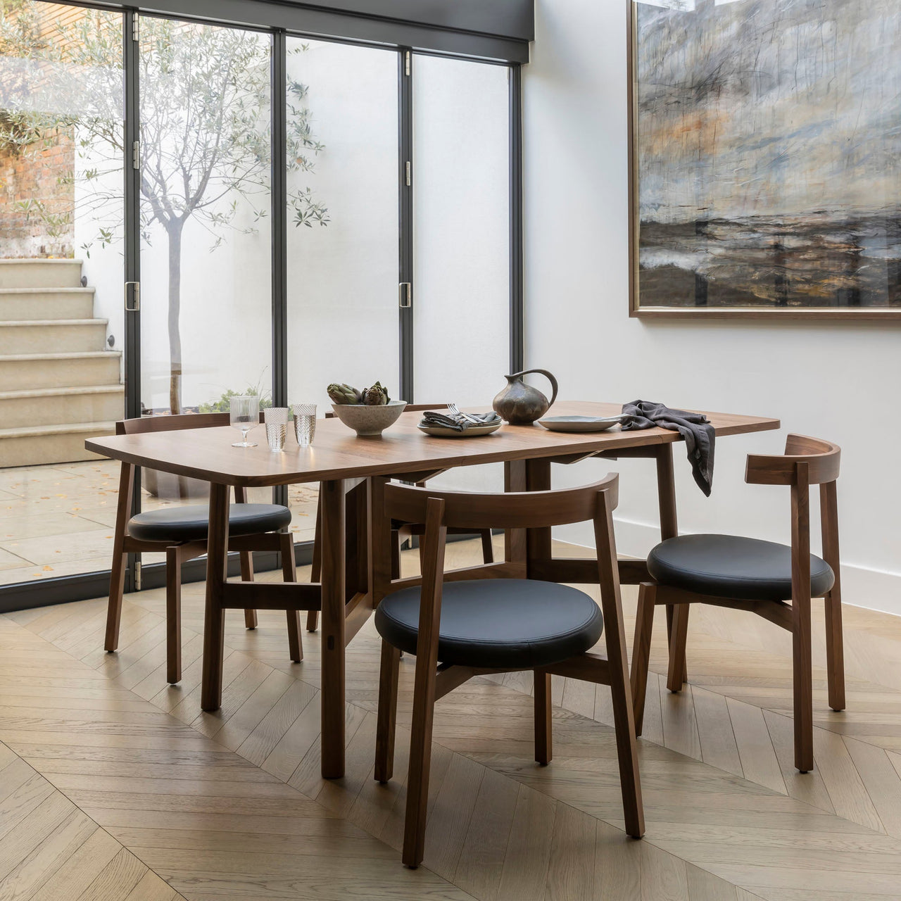 Oki-Nami Chair