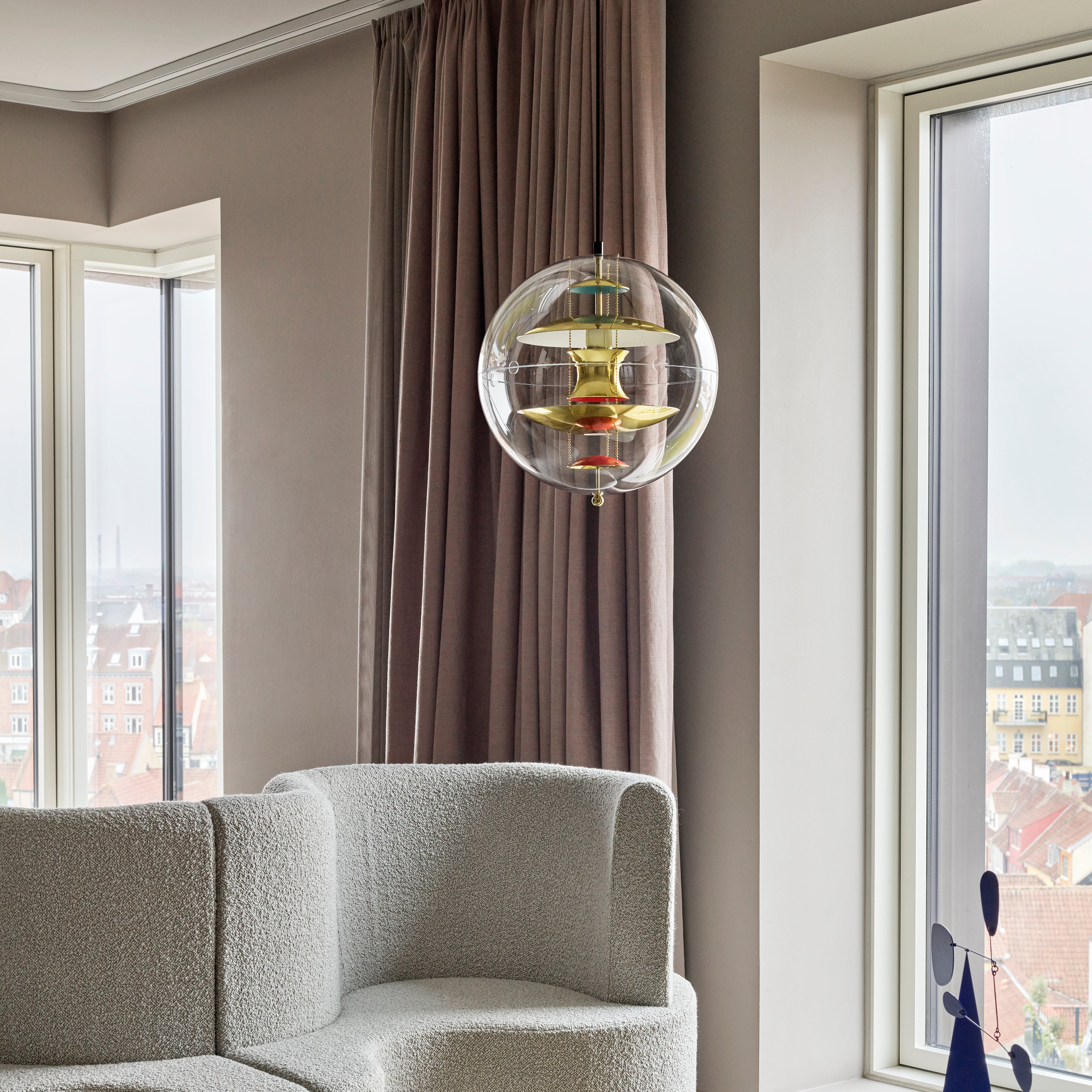 VP Globe Pendant Light