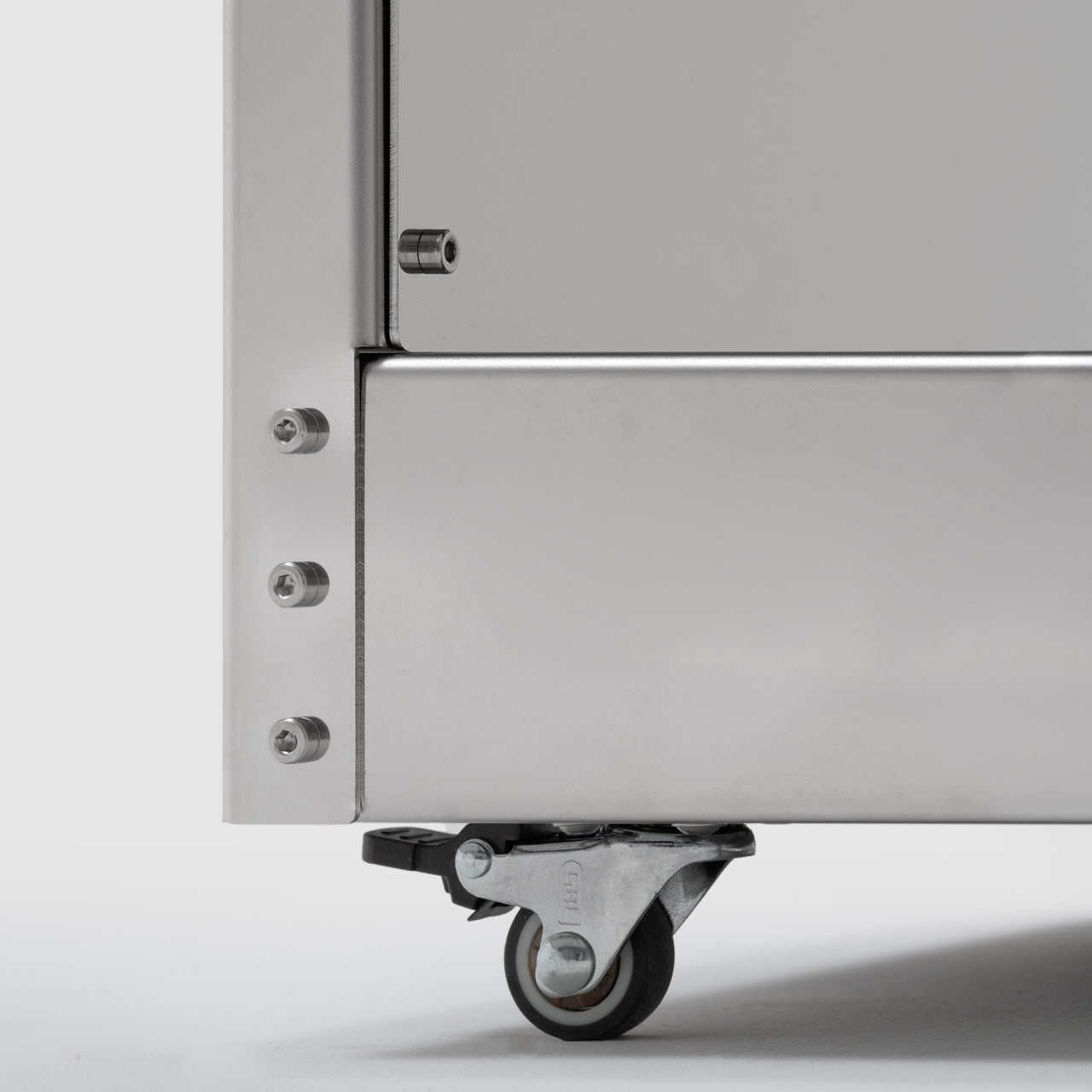 NM23 Stool