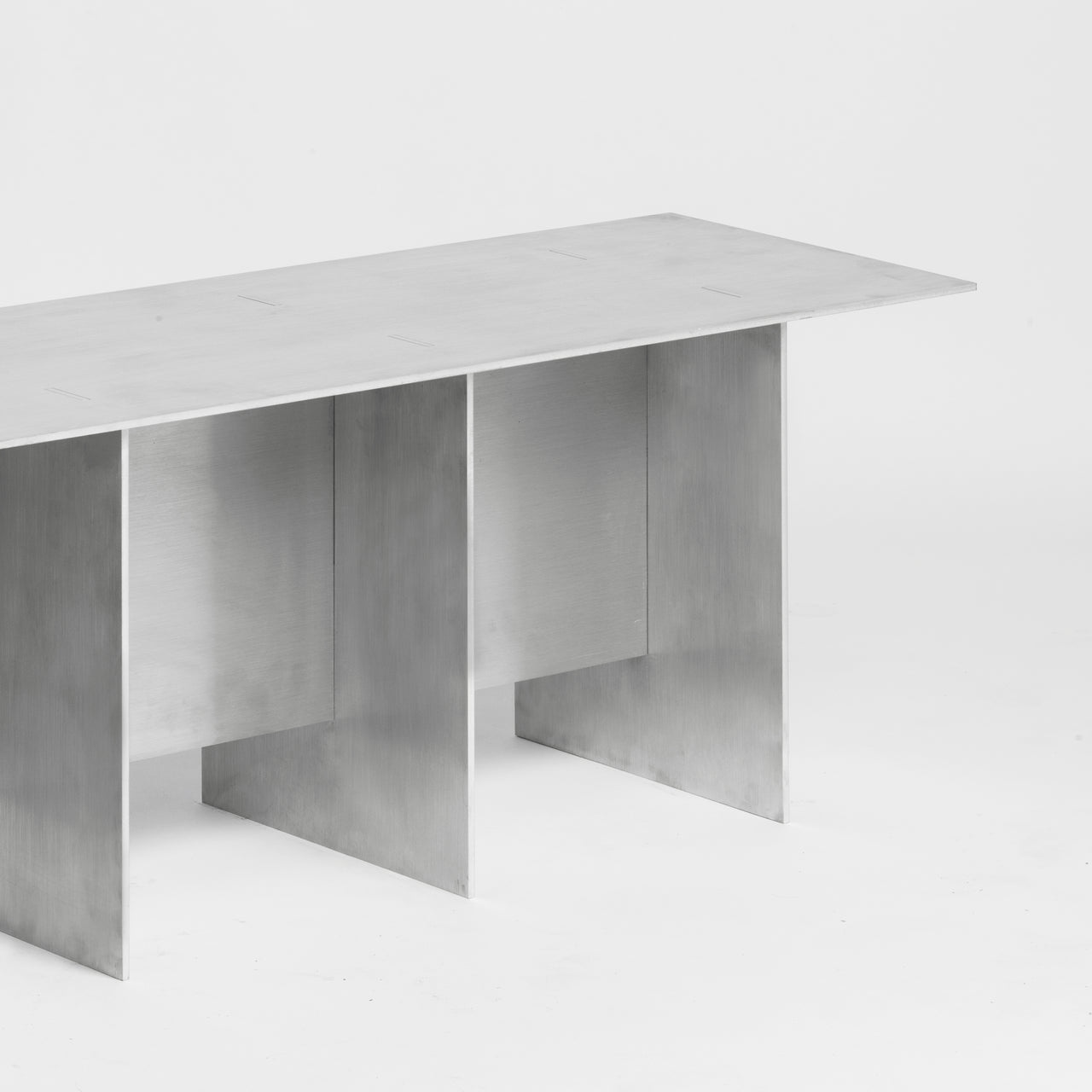 NM11 Bench