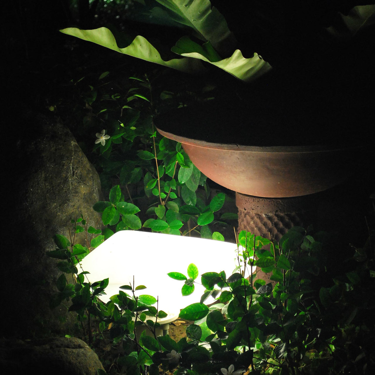 Stones Outdoor Lamp