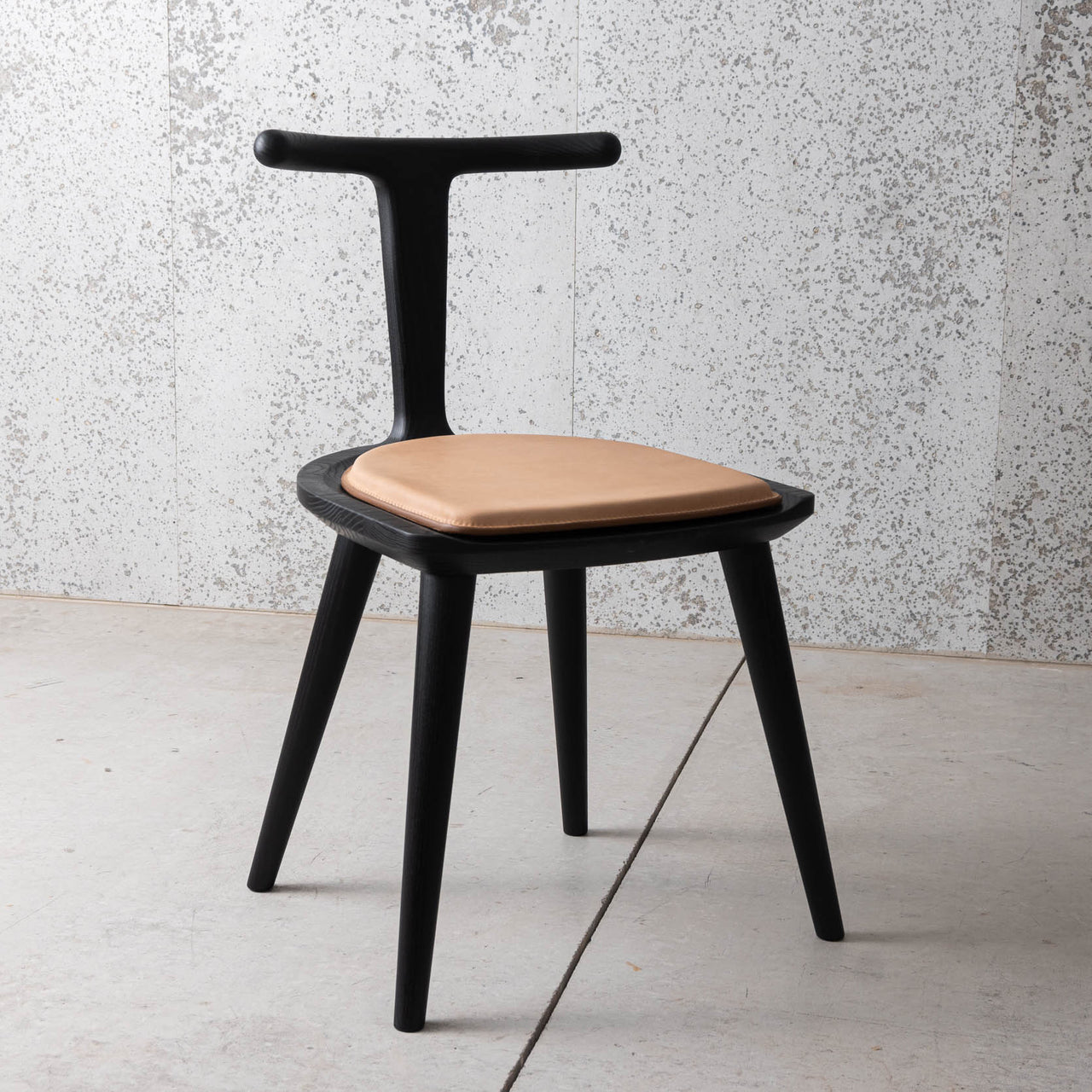 Oxbend Chair with Seatpad