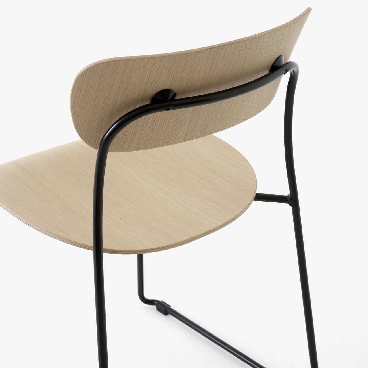 Pavilion AV51 Stacking Side Chair