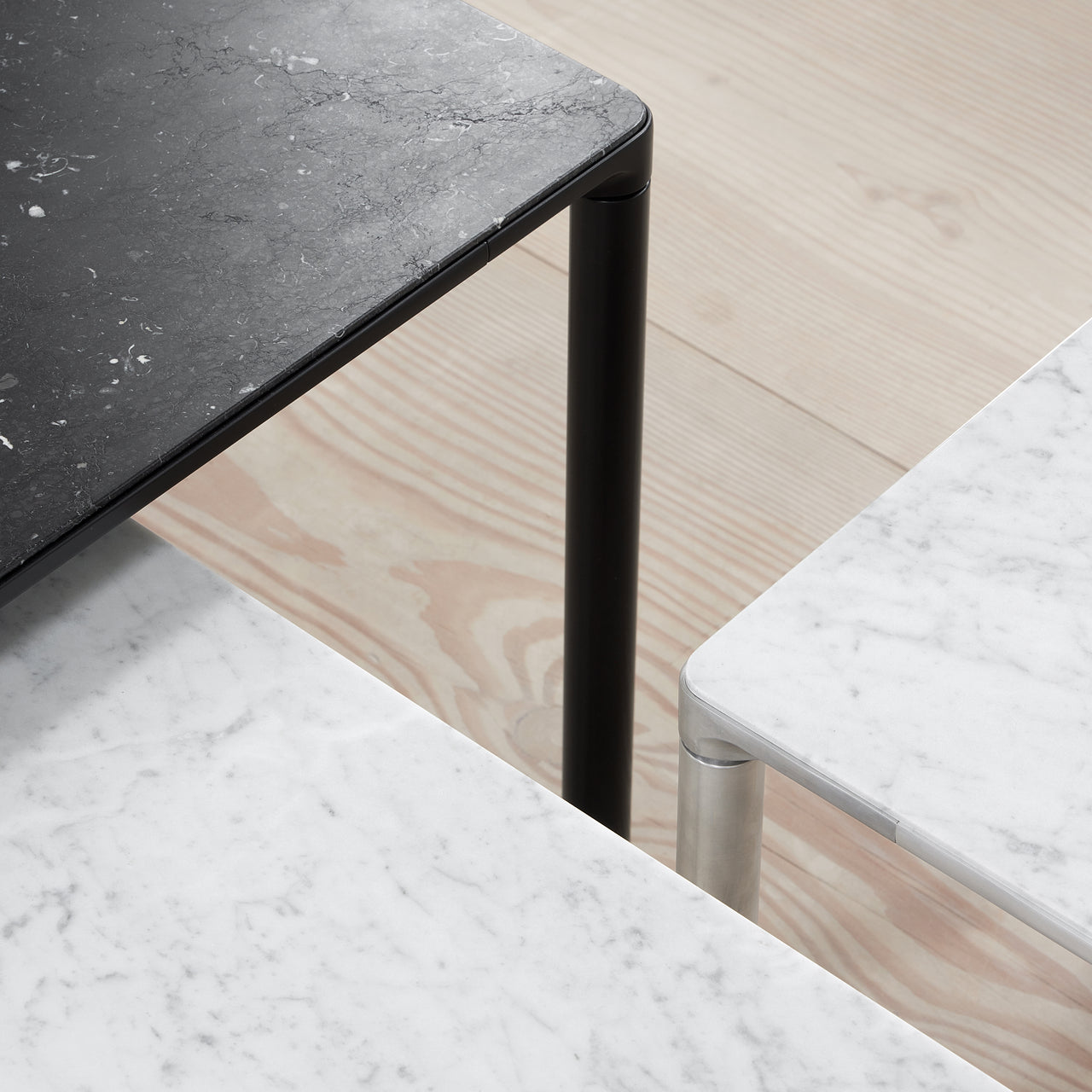 Piloti Alu Table: Square