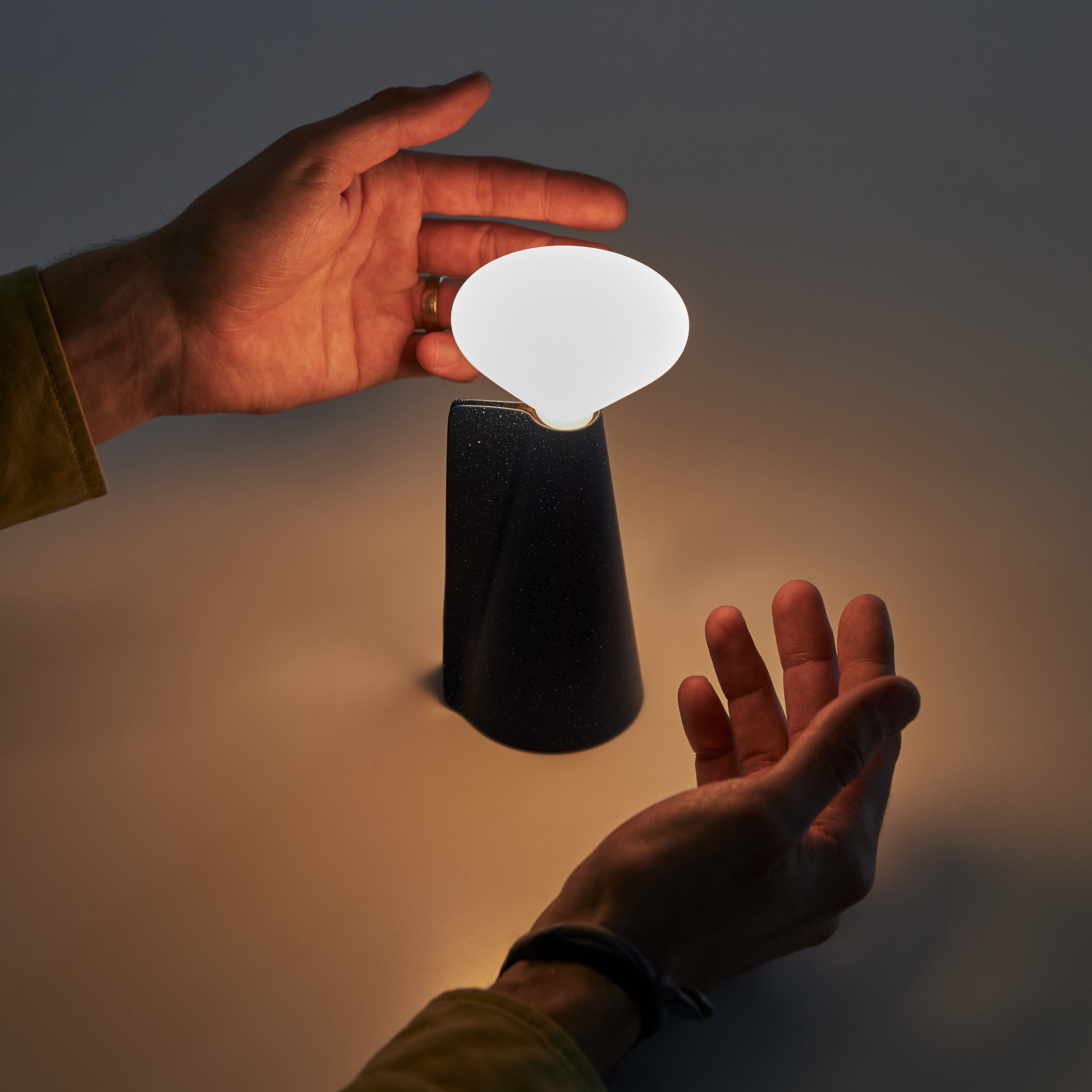 Mantle Portable Lamp