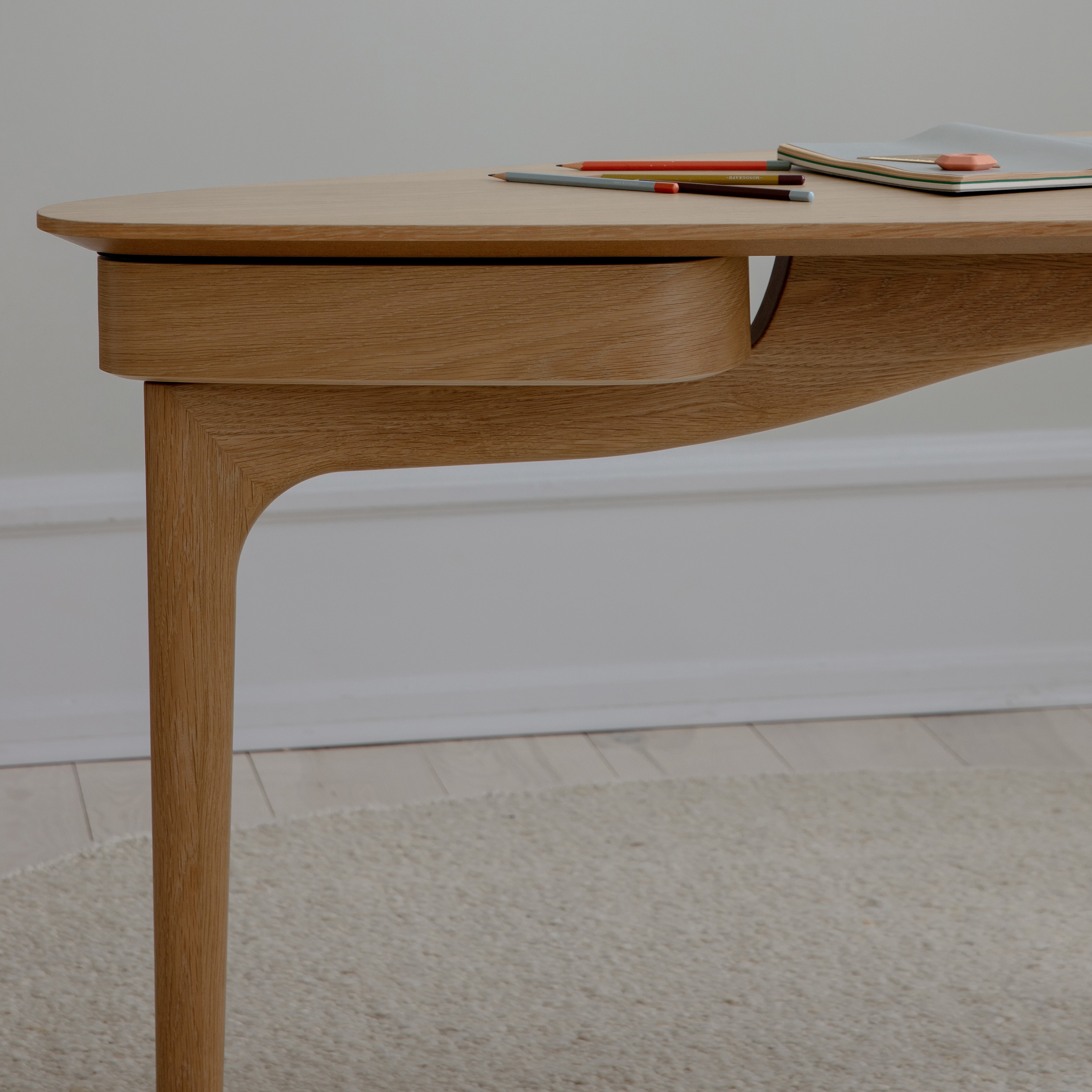 Duende Desk: Quick Ship