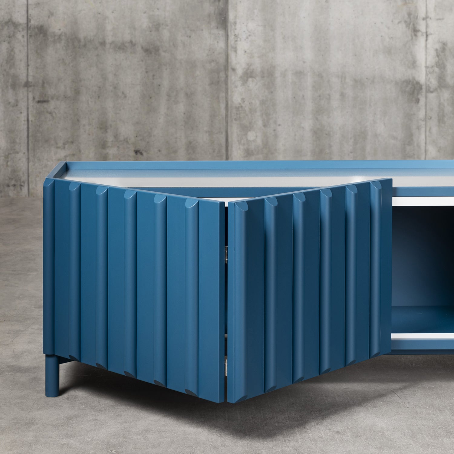 Containermid Cabinet: Large