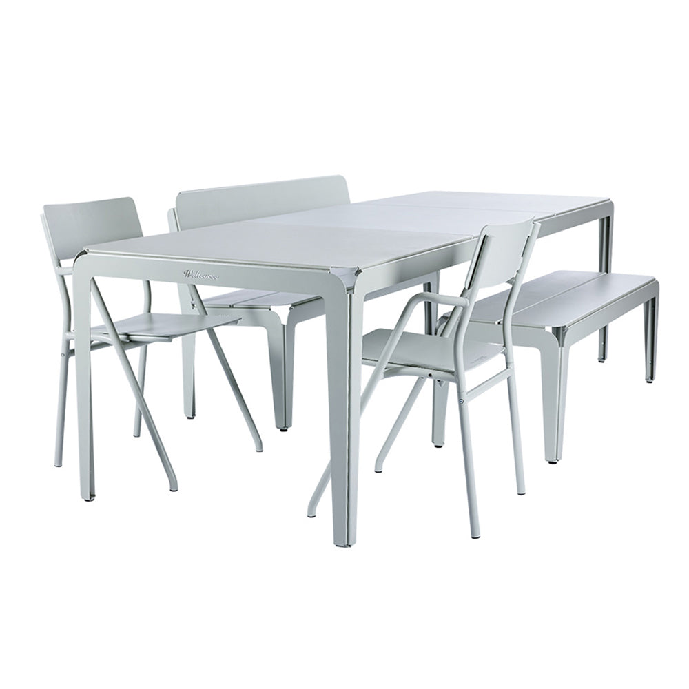 Bended Table: Outdoor