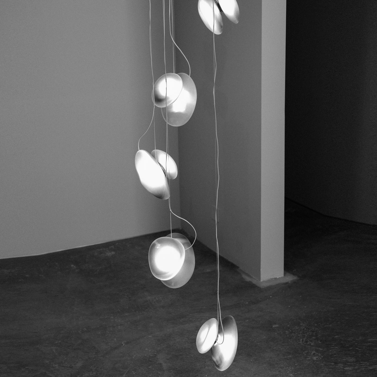 Pebble Chandelier 7: Helix
