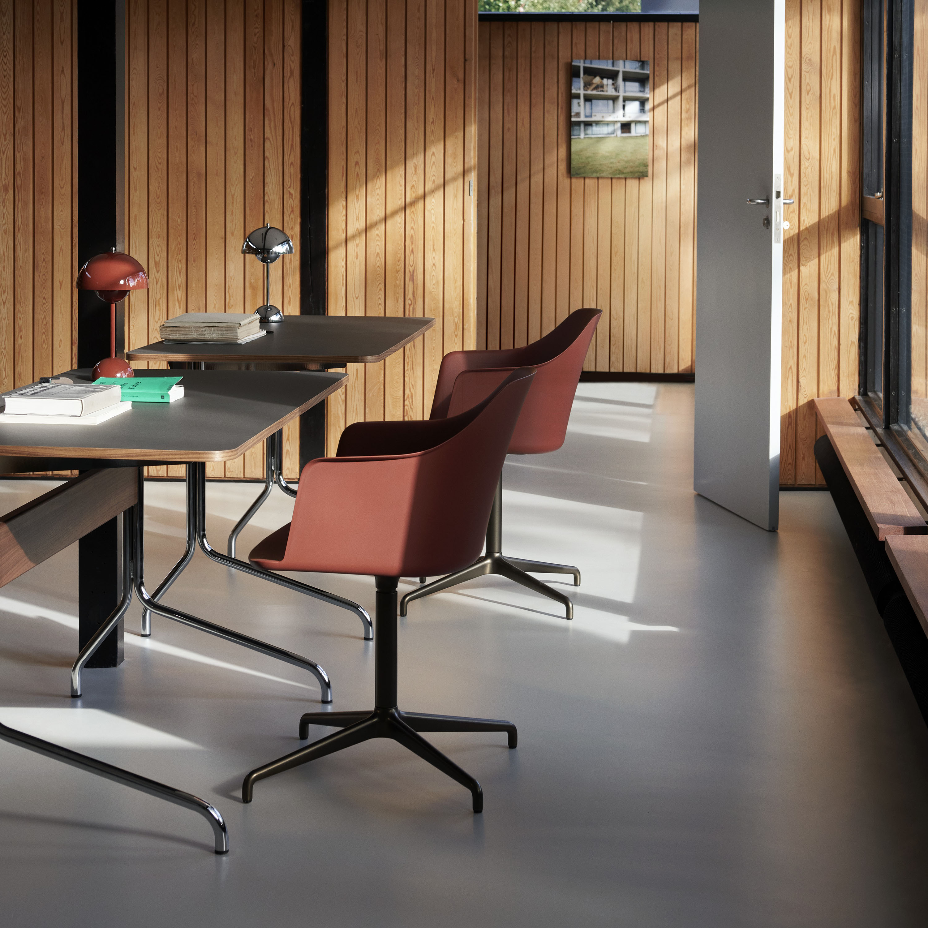 Rely Armchair HW38