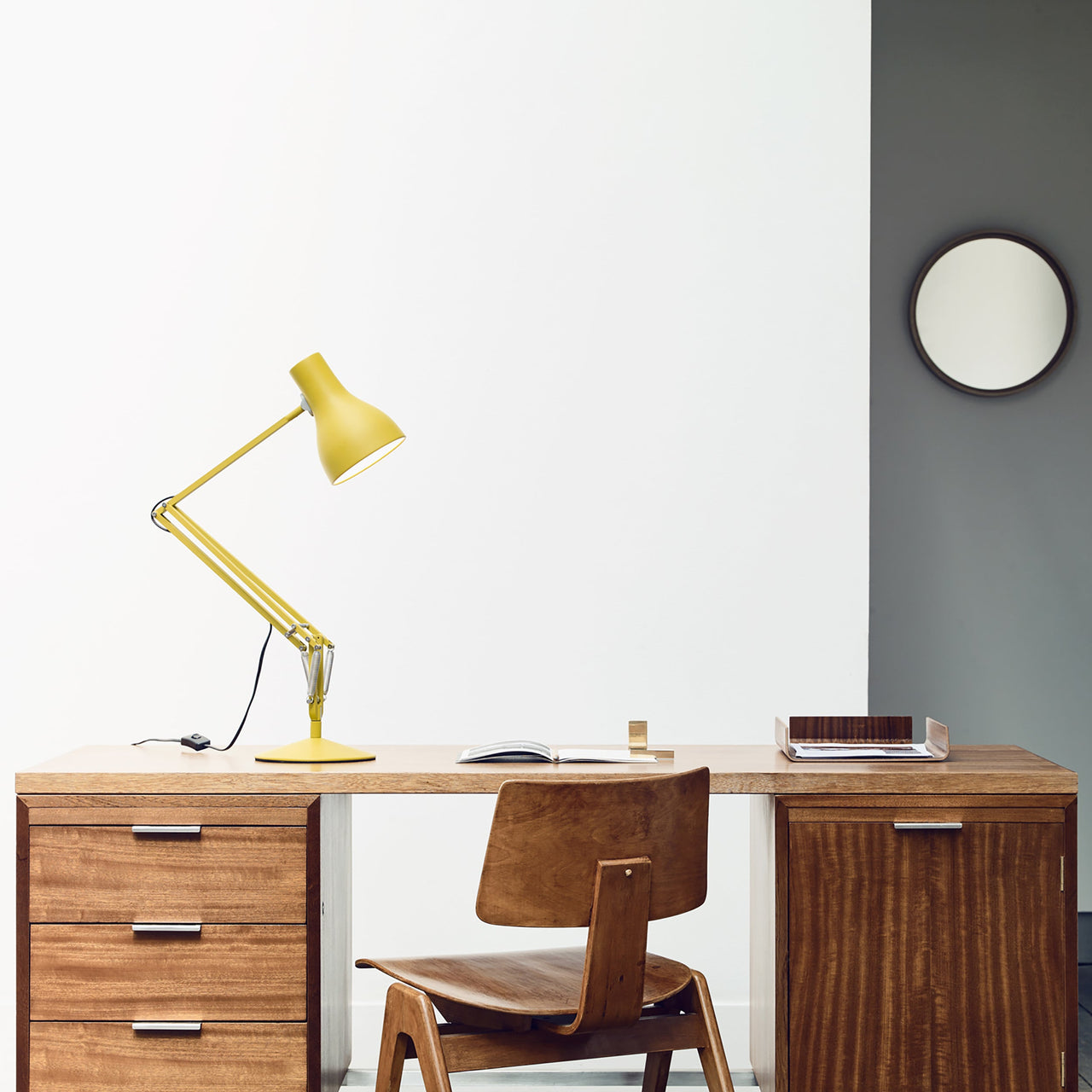 Type 75 Desk Lamp: Margaret Howell Edition