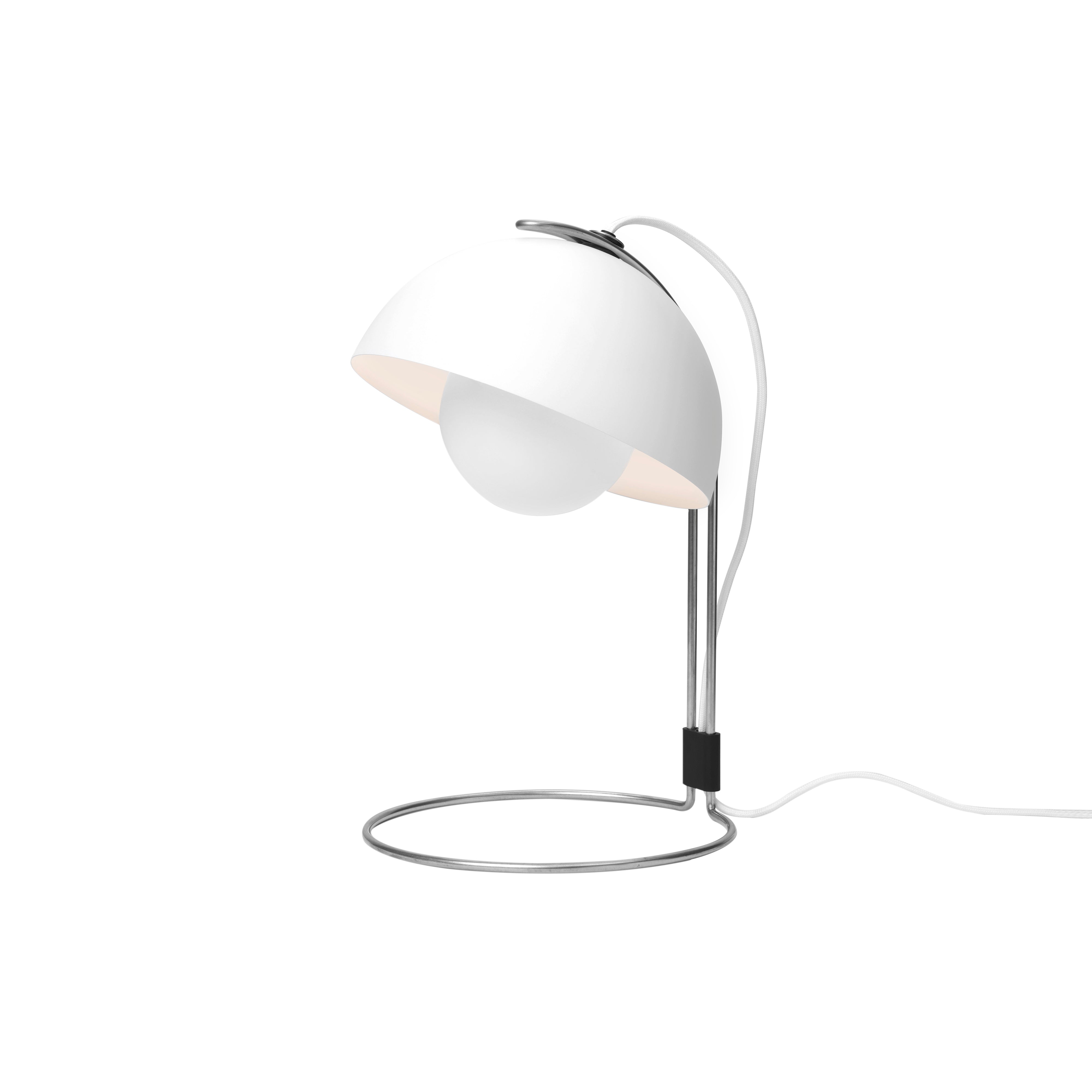 FlowerPot VP4 Table Lamp: Matte White + White