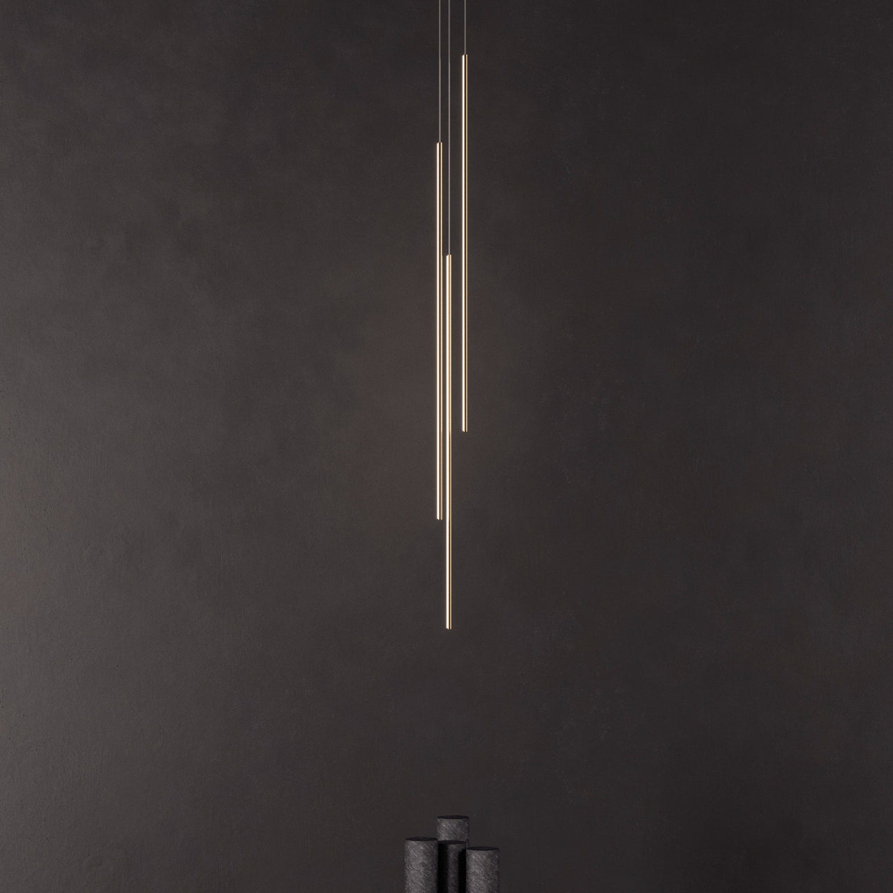 Thin Vertical Suspension Light: Medium