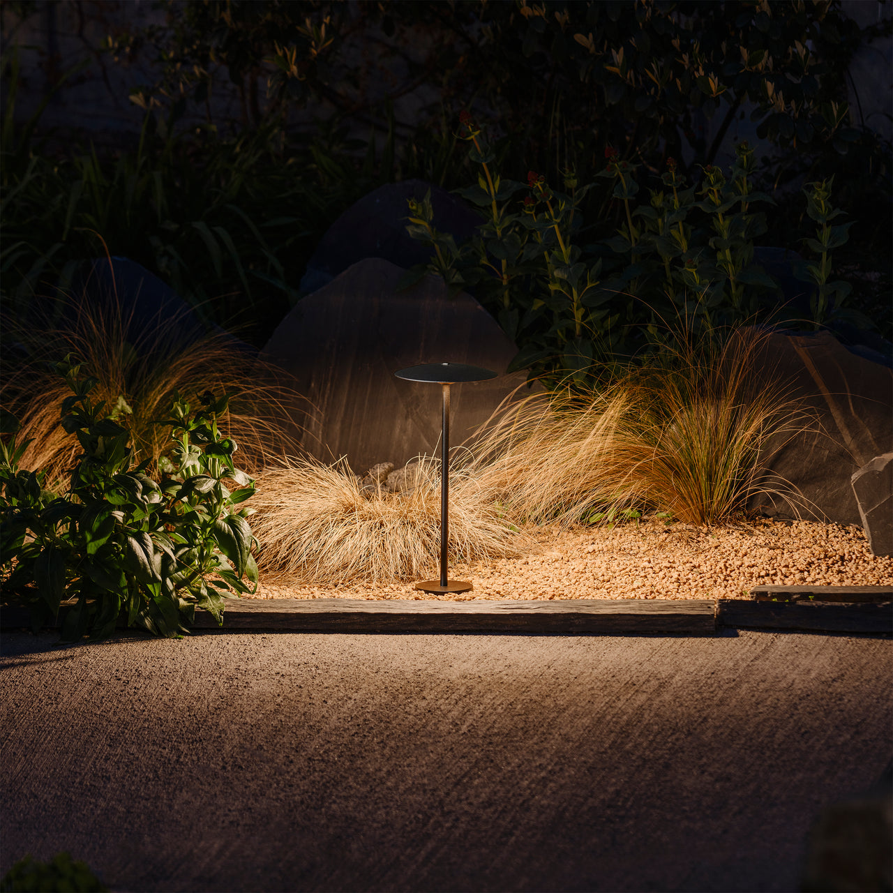 Ginger Bollard Light