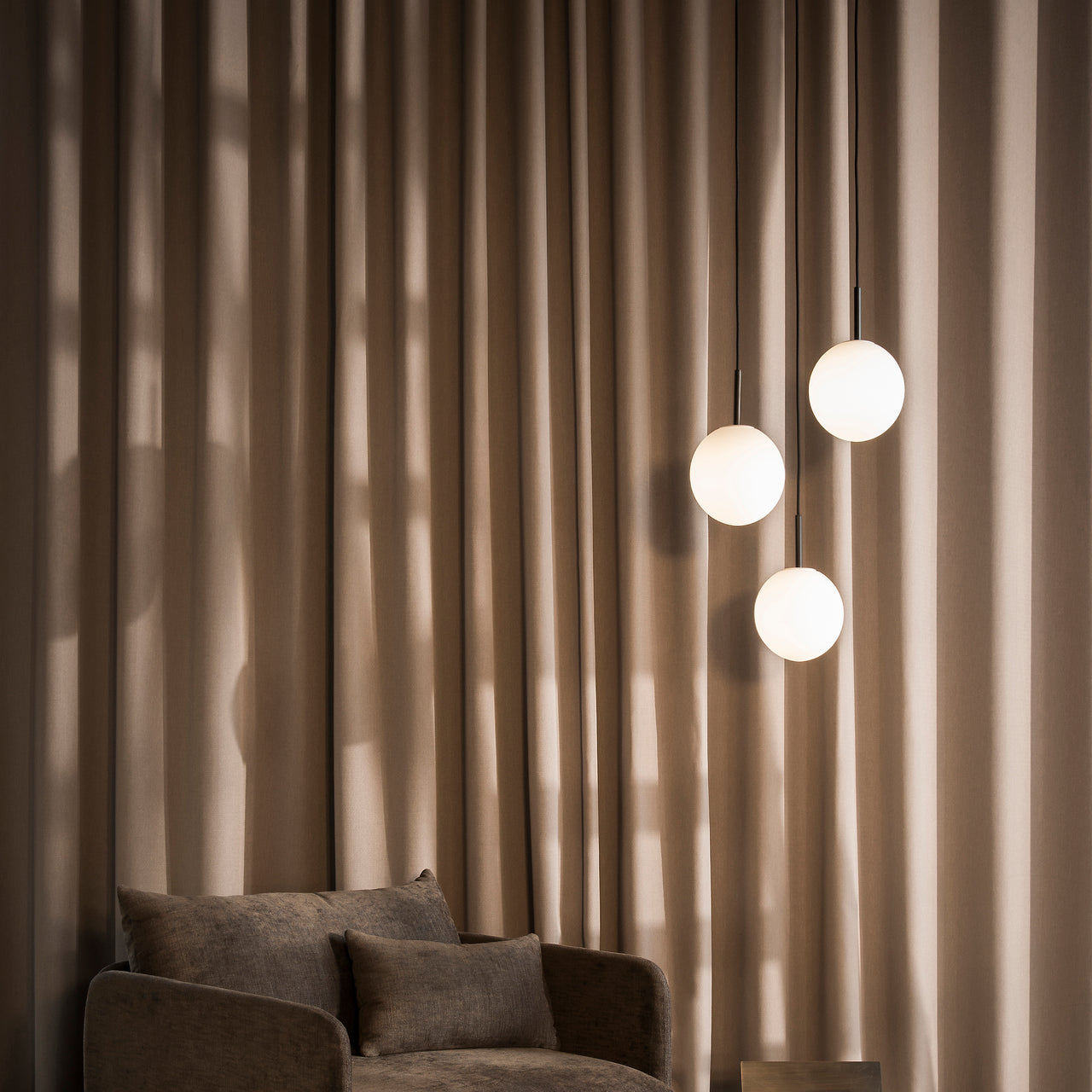 TR Bulb Pendant Light: Quick Ship
