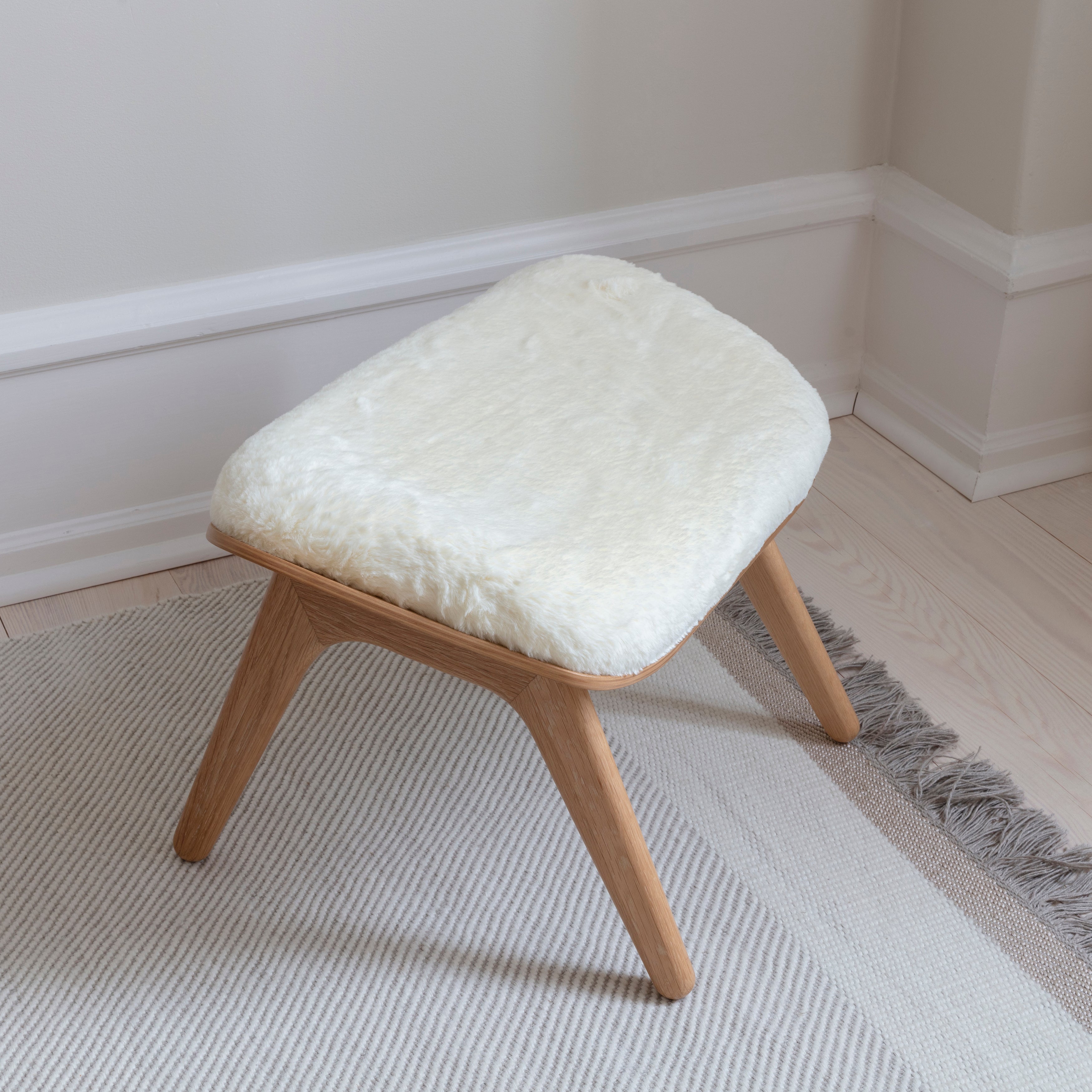 The Reader Ottoman