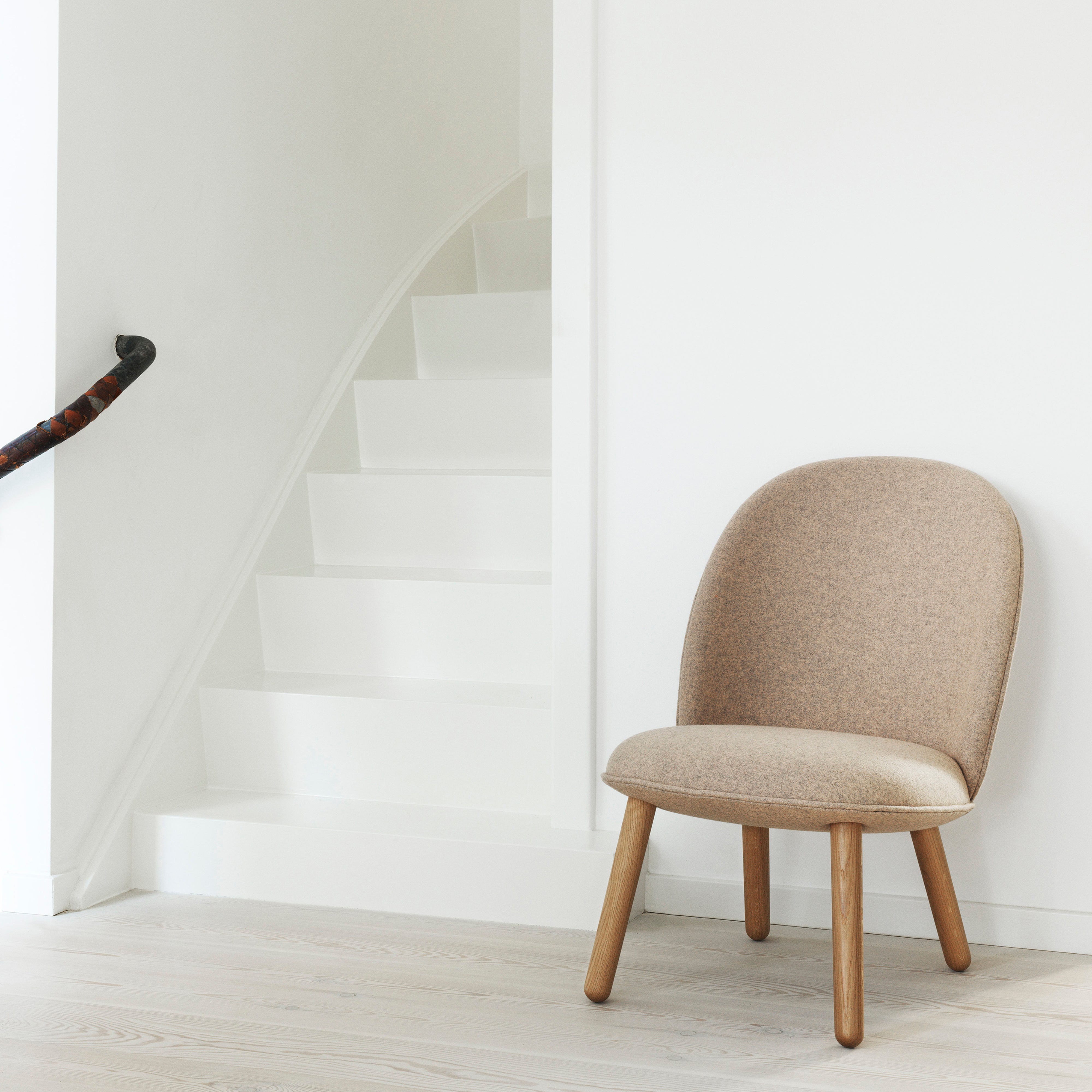Ace Lounge Chair: Steel Base
