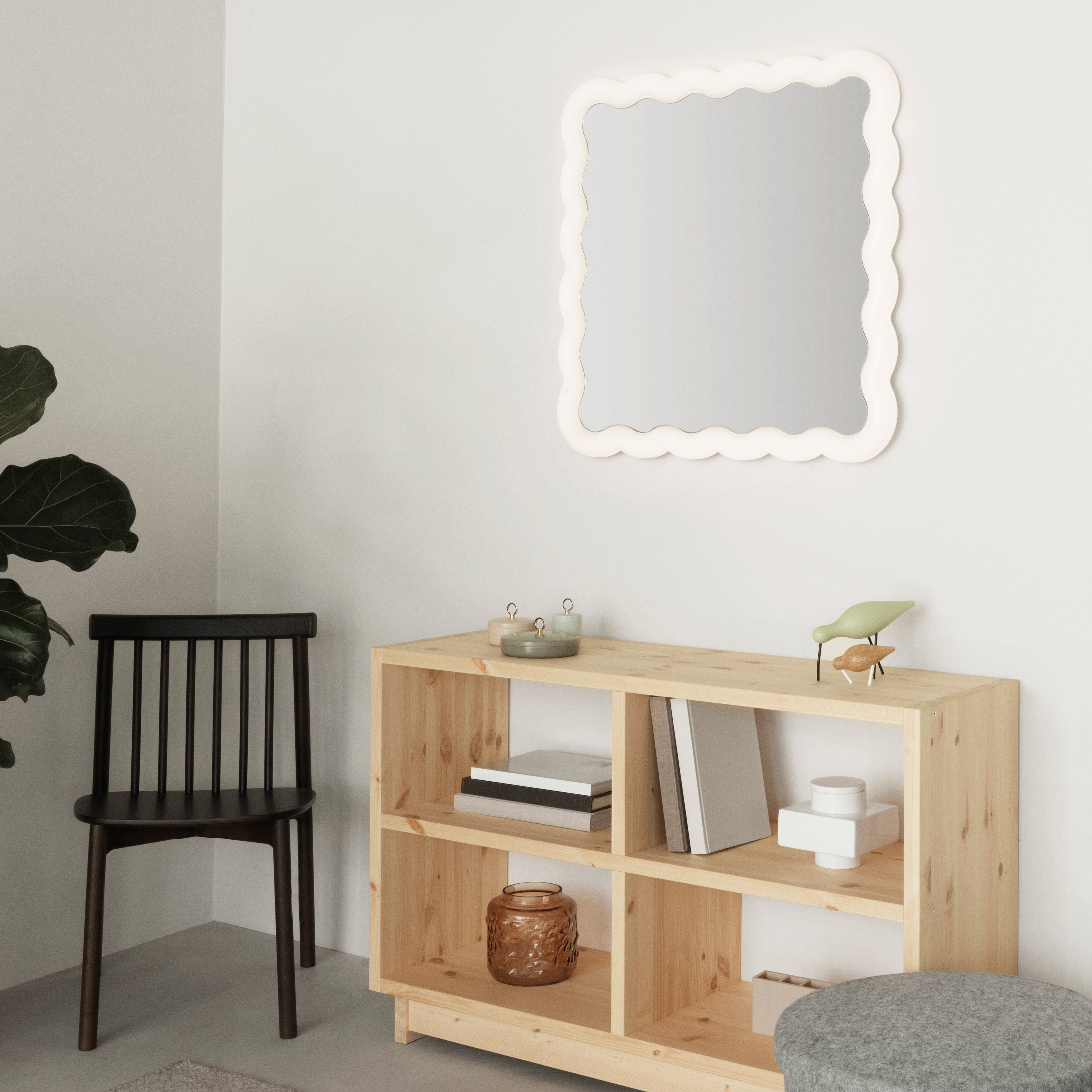 Illu Mirror