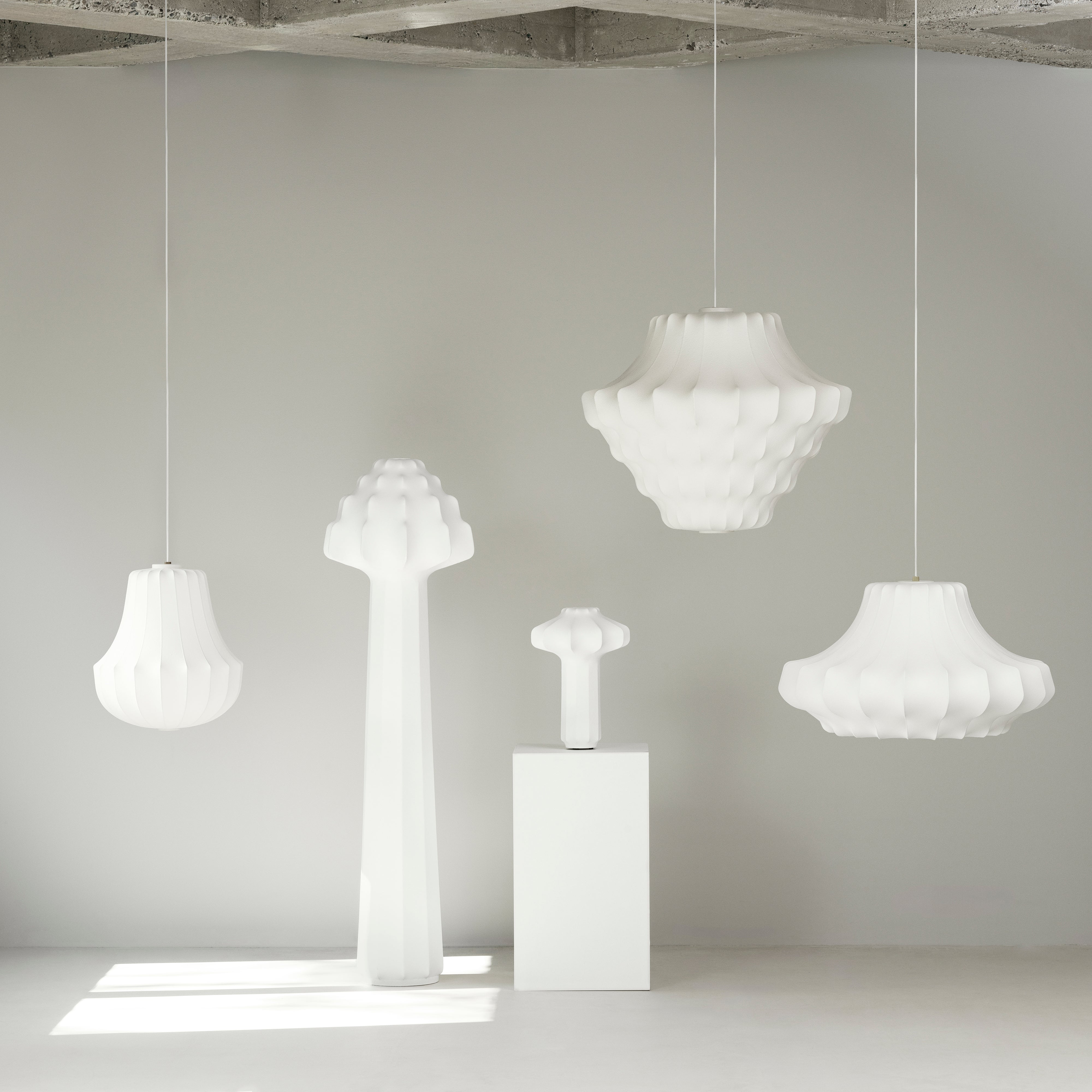 Phantom Table Lamp