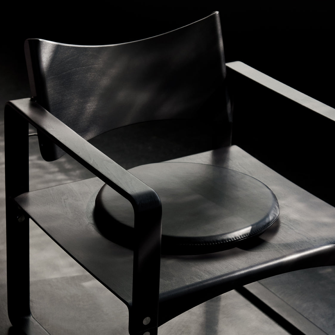 Series 270 F Armchair: Upholstery
