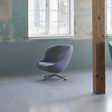 Hyg Lounge Chair Low: Swivel Base