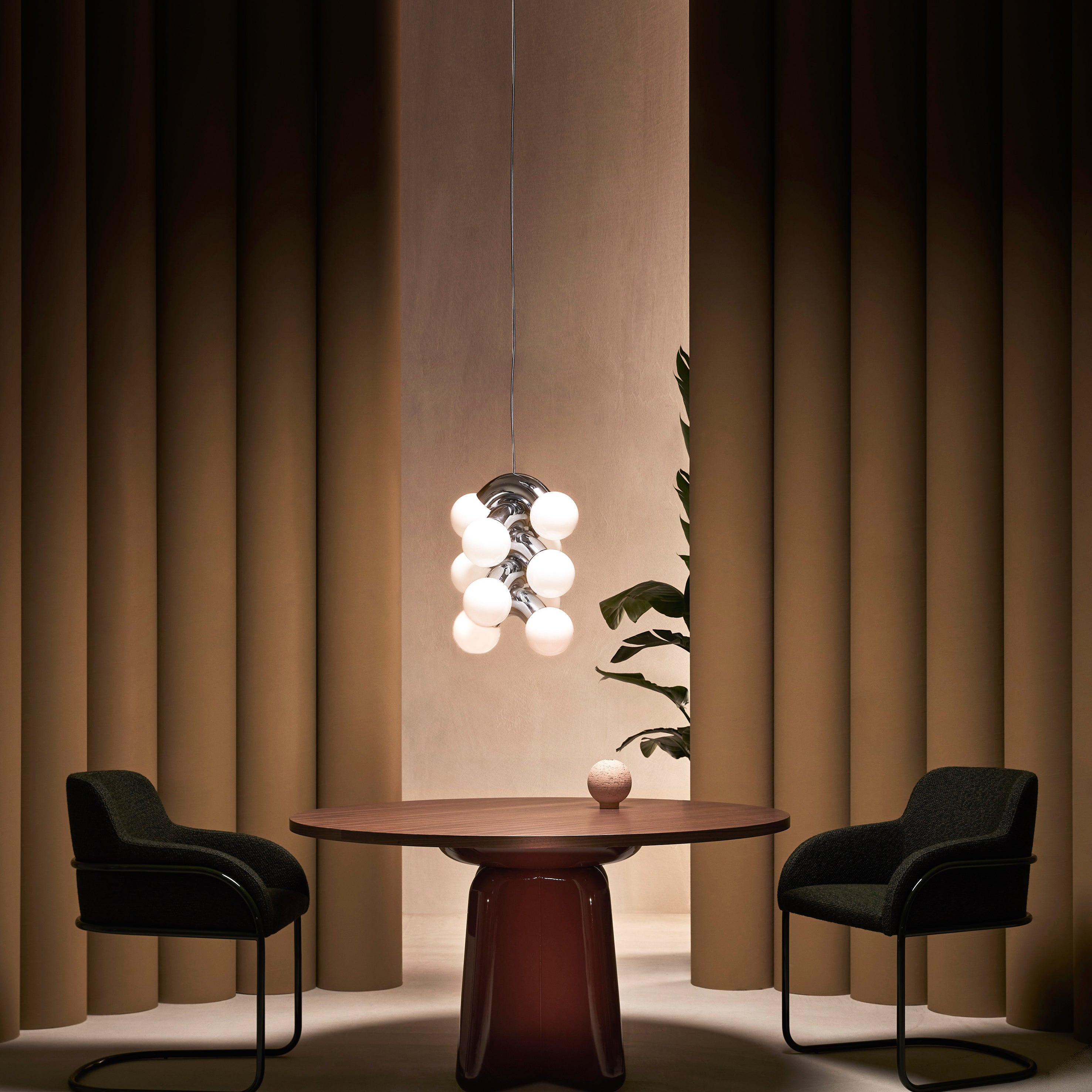 Vine Pendant Light: Chrome