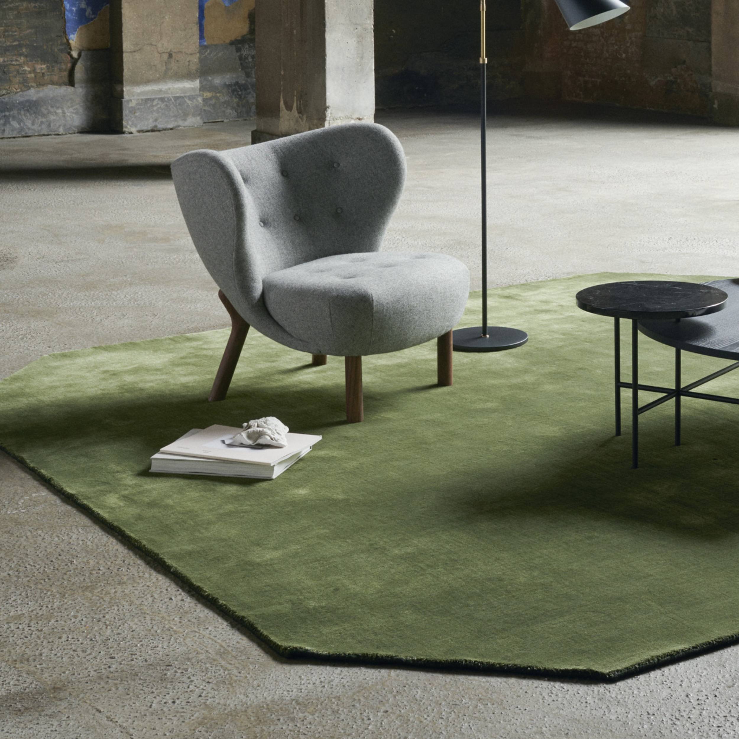 Little Petra Lounge Chair VB1