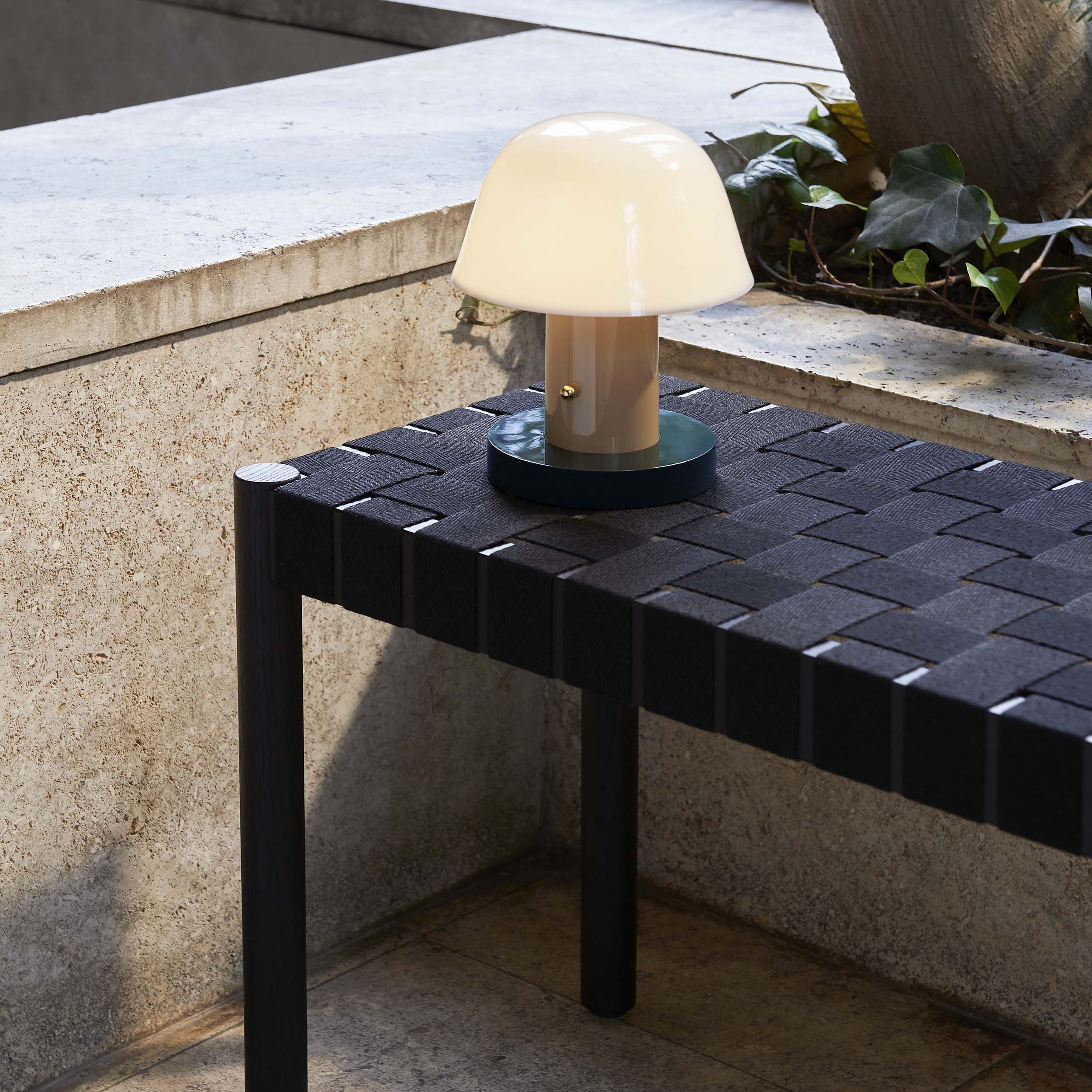 Setago Portable Table Lamp JH27