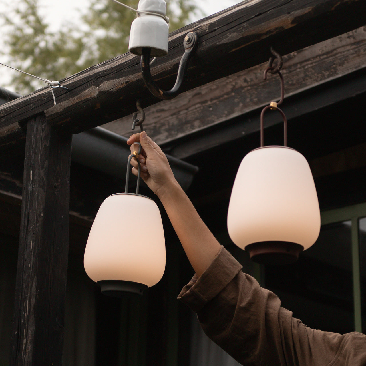 Lucca SC51 Outdoor Portable Table Lamp