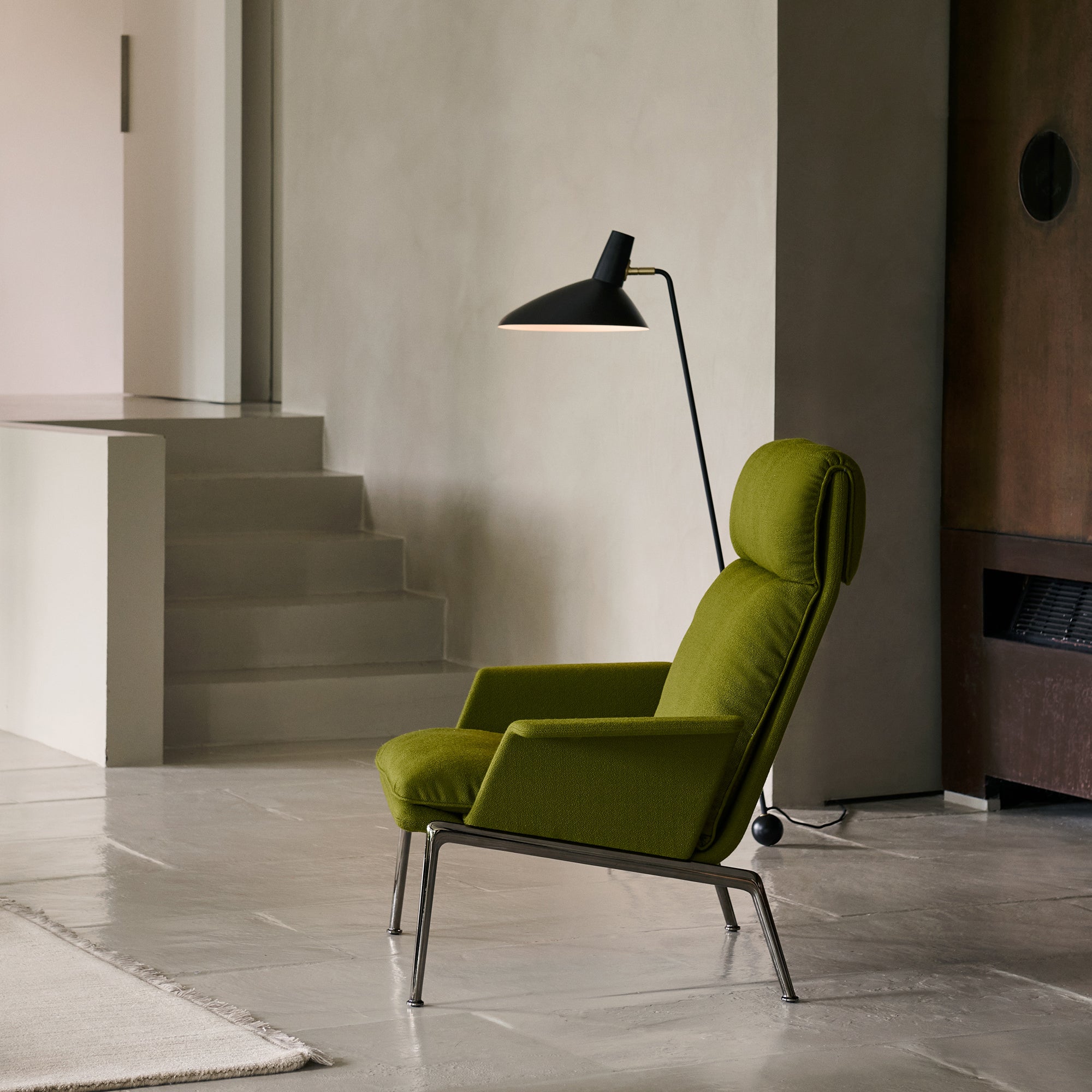 Tripod HM8 Floor Lamp