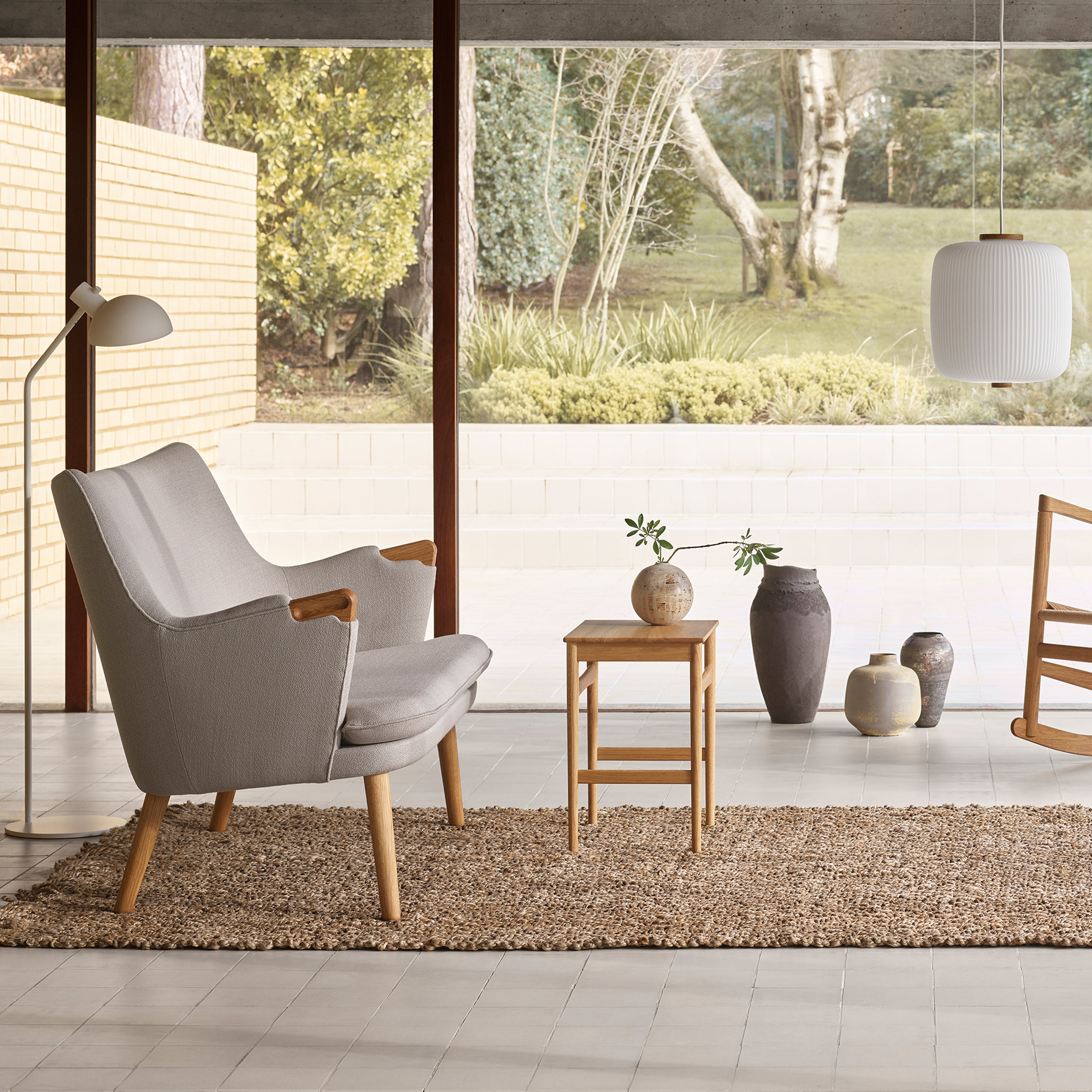 CH004 Nesting Tables: Set of 3