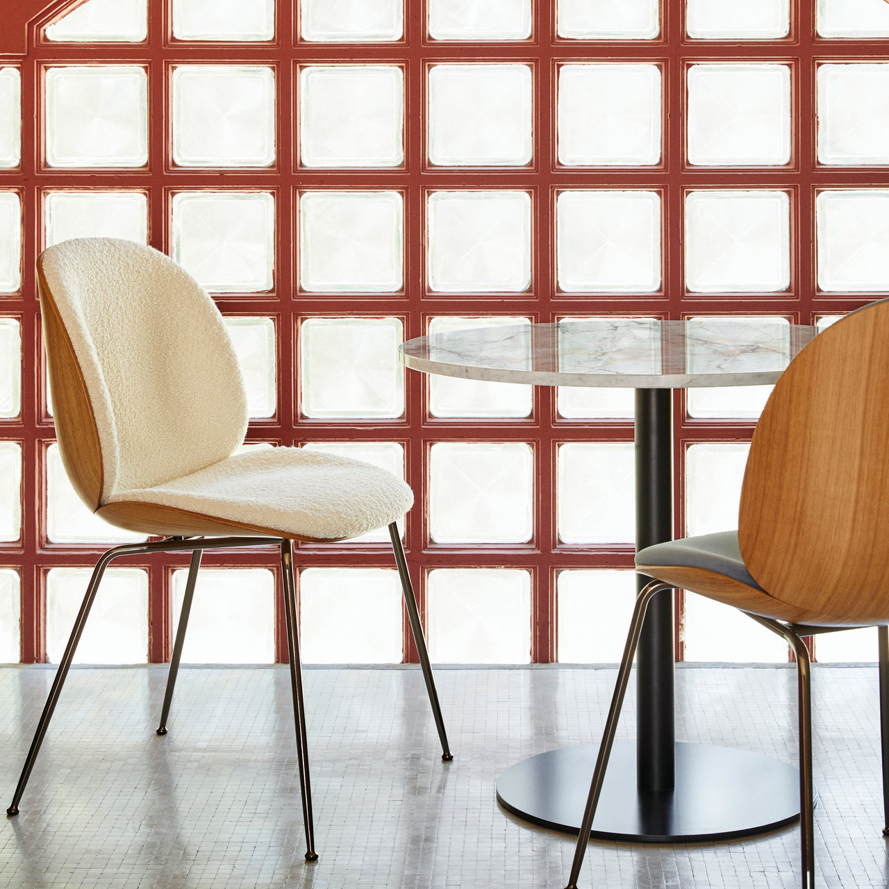 Gubi 1.0 Dining Table: Round