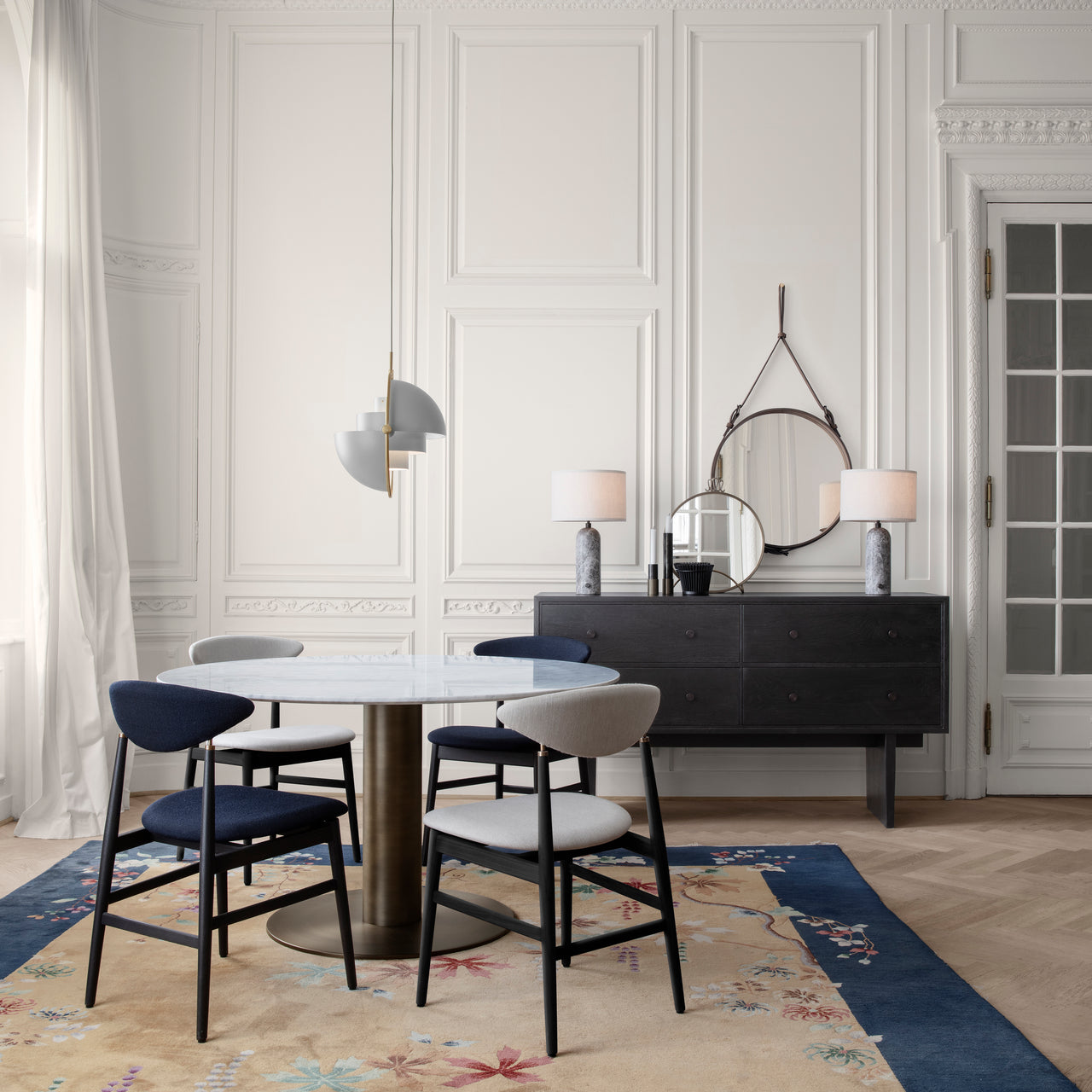 Private Sideboard