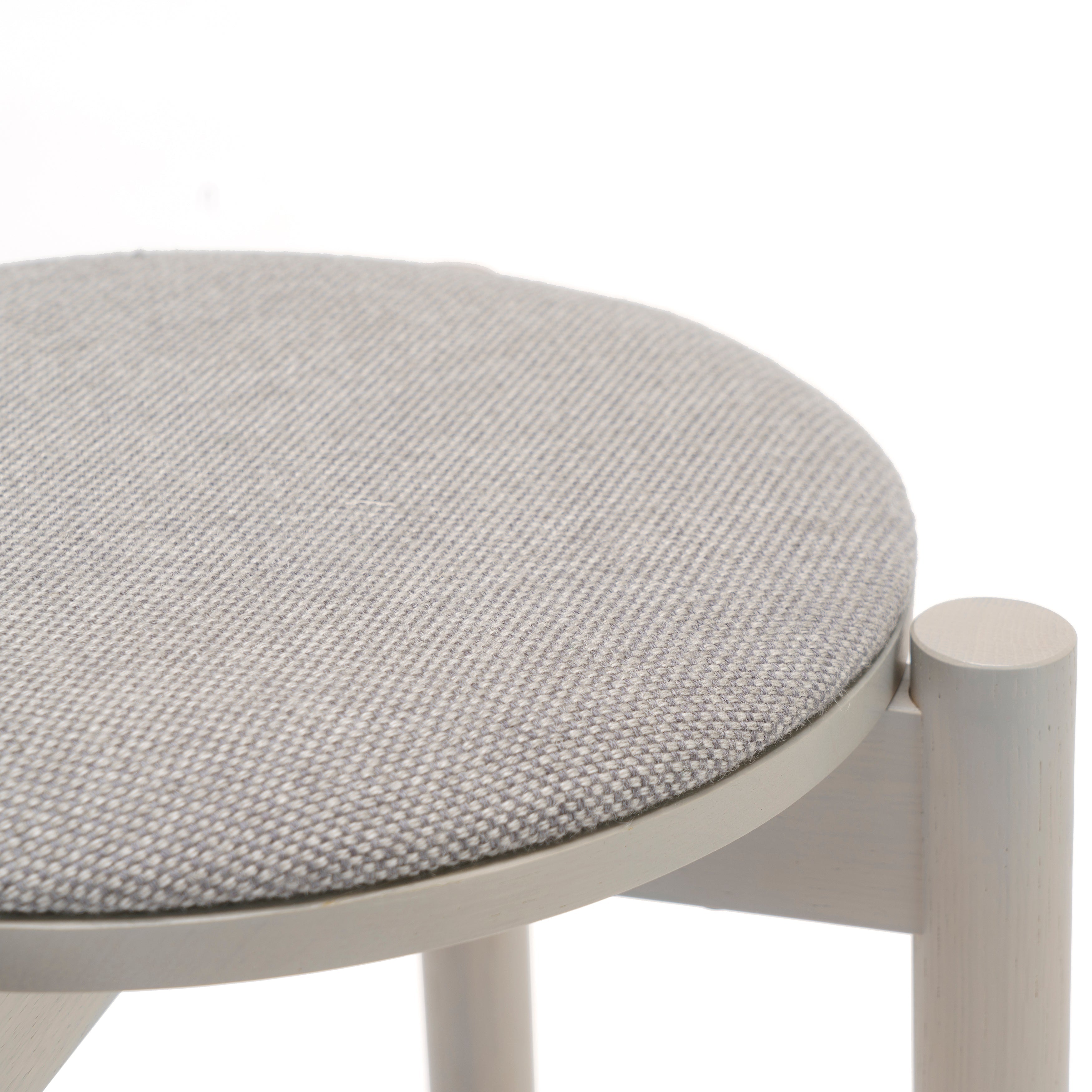 Castor Stool Plus with Pad