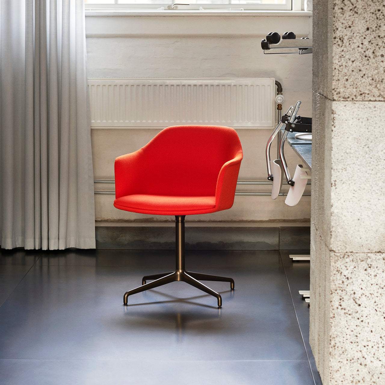 Rely Armchair HW46