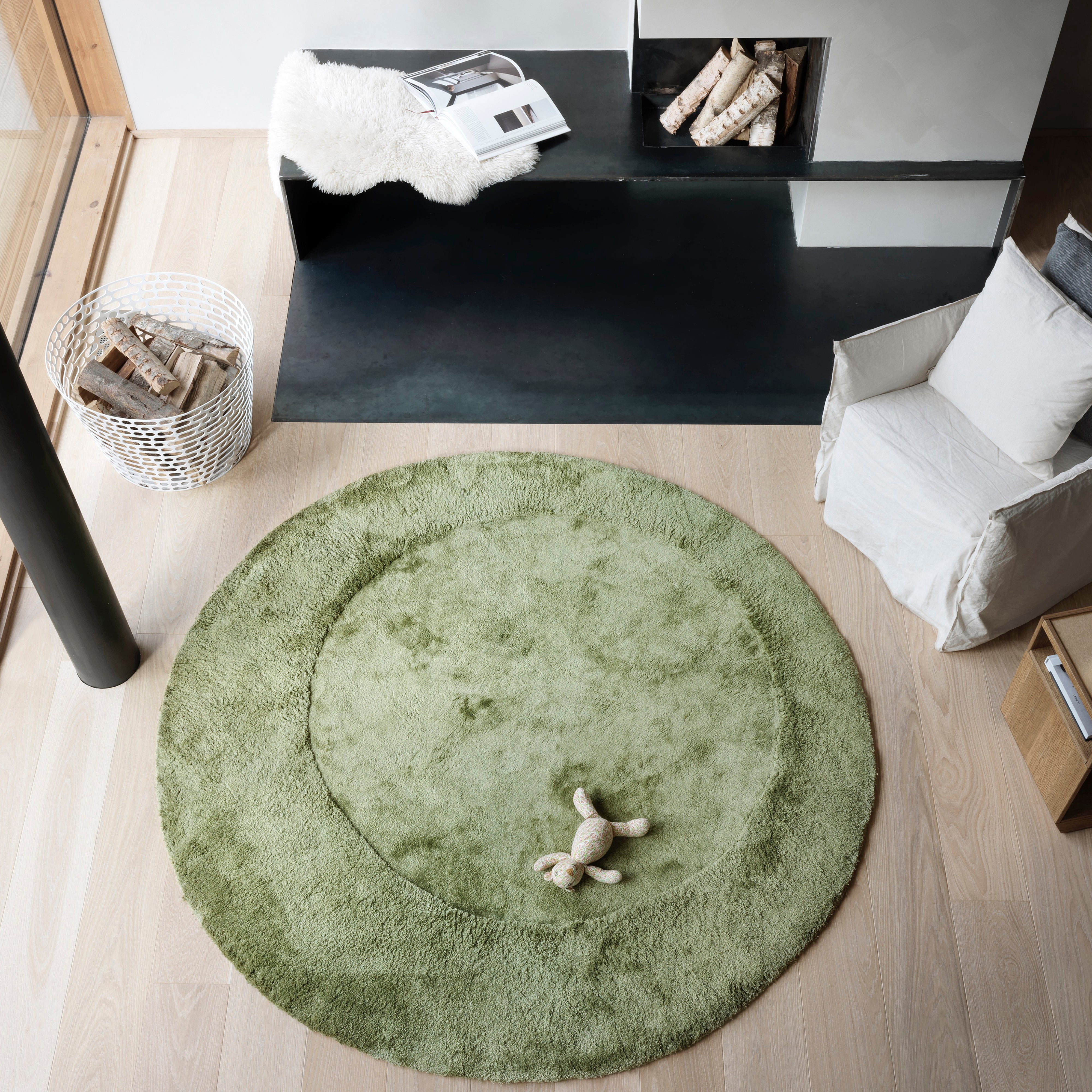 Trace Hand Tufted Round Rug: Extra Large
